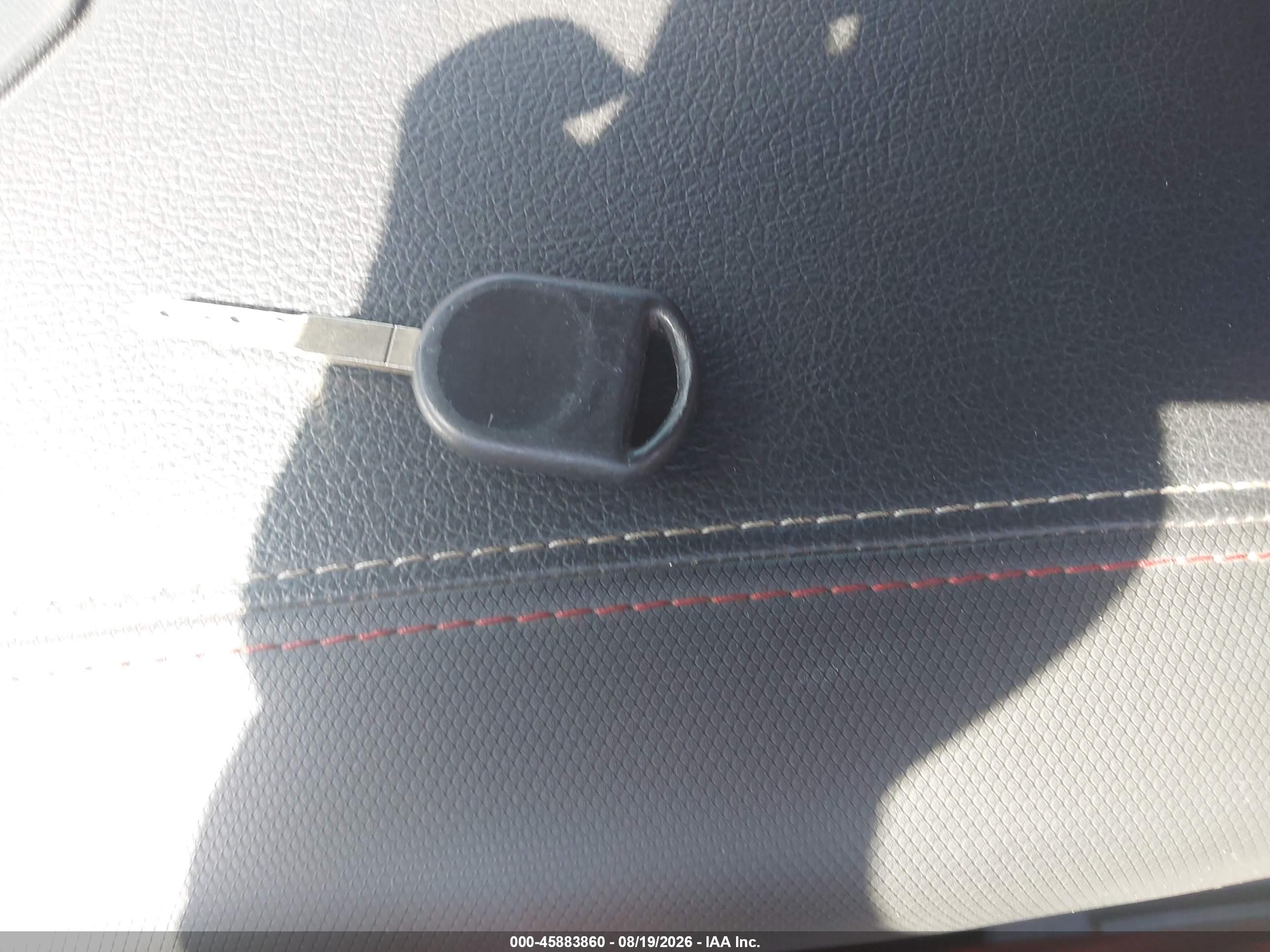 2015 Ford Fiesta S White vin: 3FADP4AJXFM171104