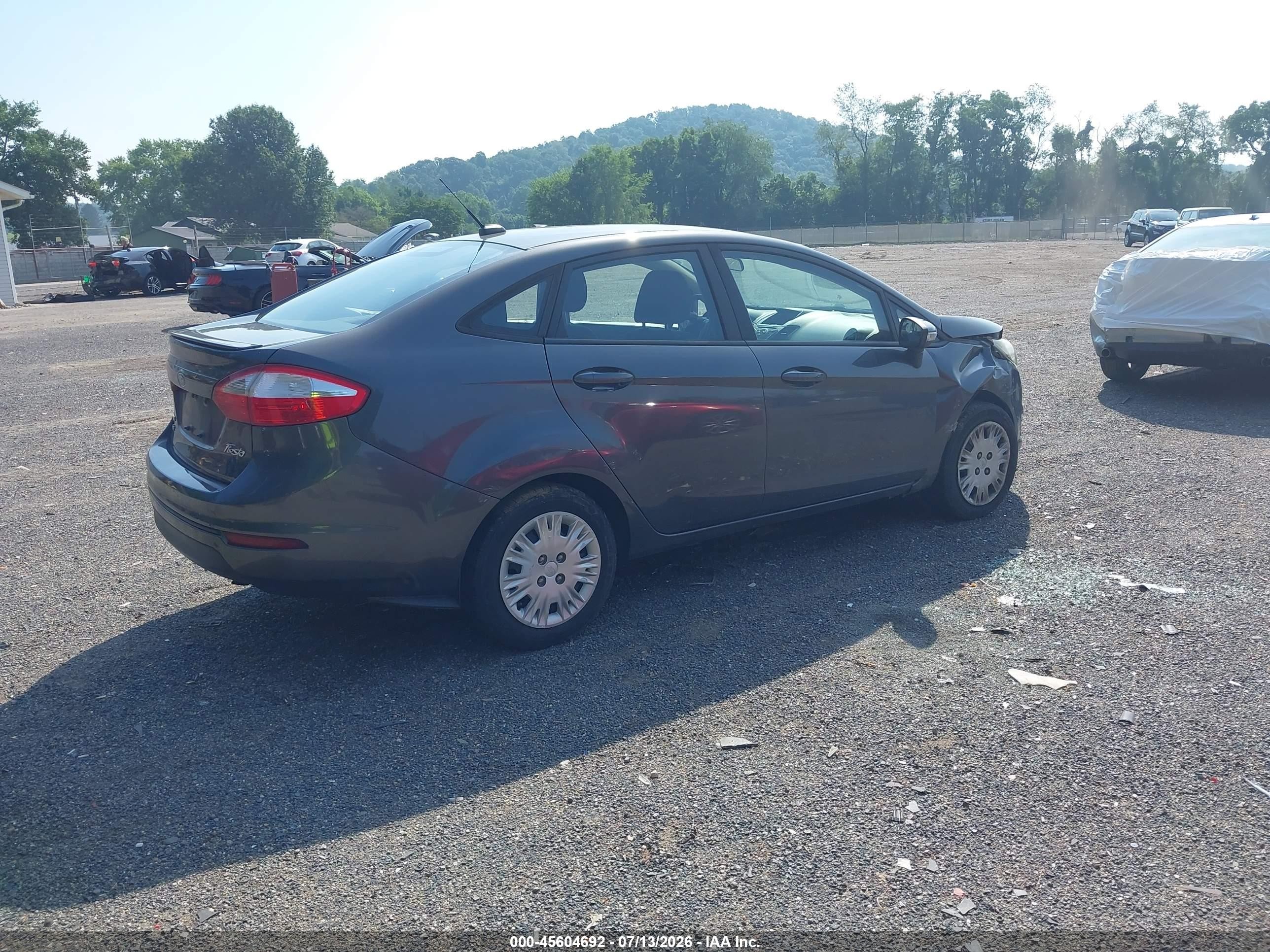 2015 Ford Fiesta Se Gray vin: 3FADP4BE0FM189998