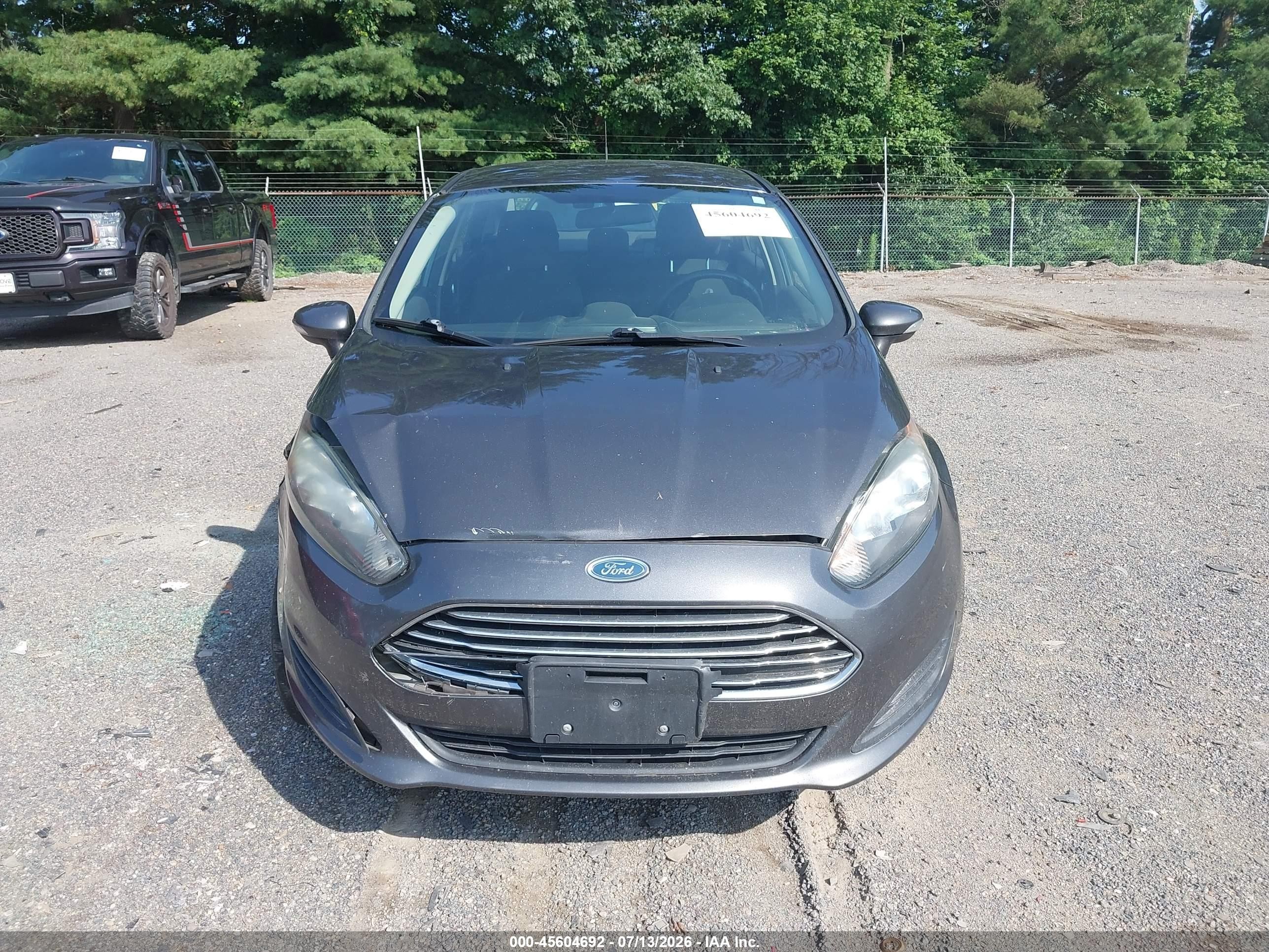 2015 Ford Fiesta Se Gray vin: 3FADP4BE0FM189998