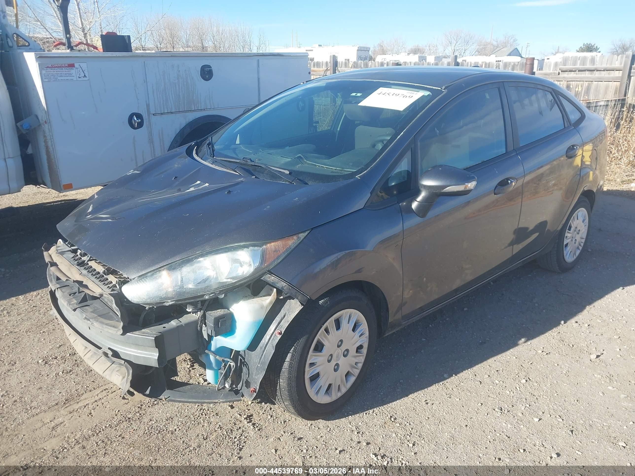 2015 Ford Fiesta Se Gray vin: 3FADP4BE1FM126988