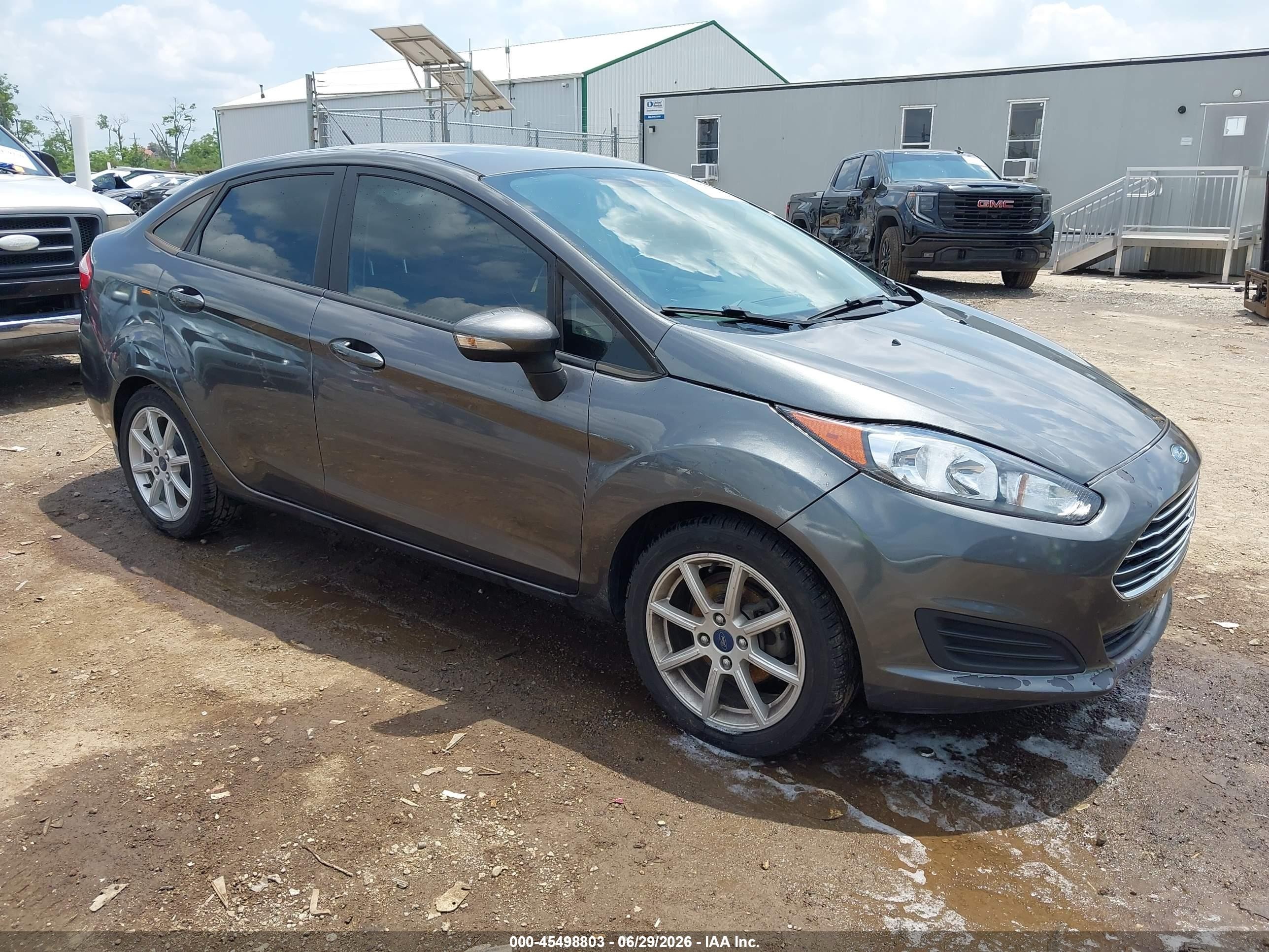 2015 Ford Fiesta Se Gray vin: 3FADP4BE1FM141376
