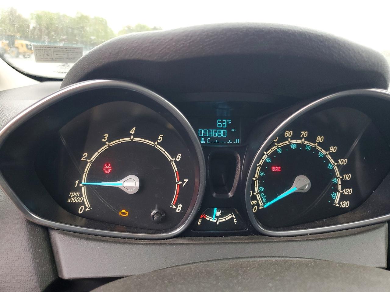 2014 Ford Fiesta Se Белый vin: 3FADP4BE2EM170982