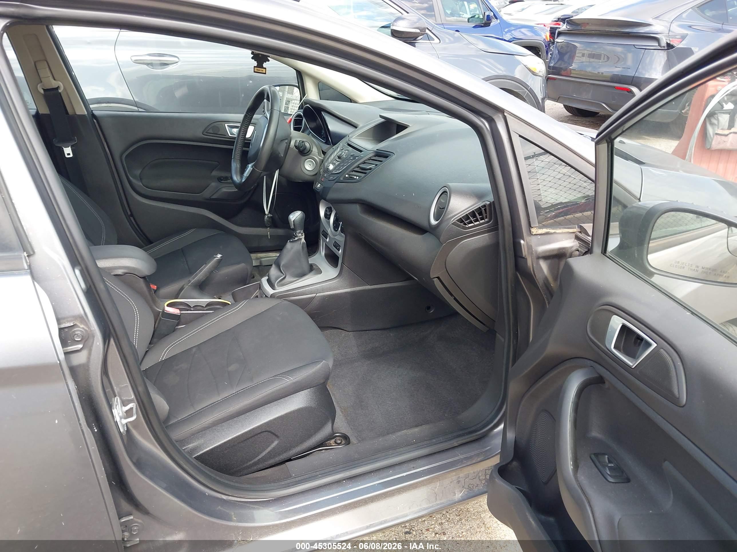 2014 Ford Fiesta Se Gray vin: 3FADP4BE7EM190905