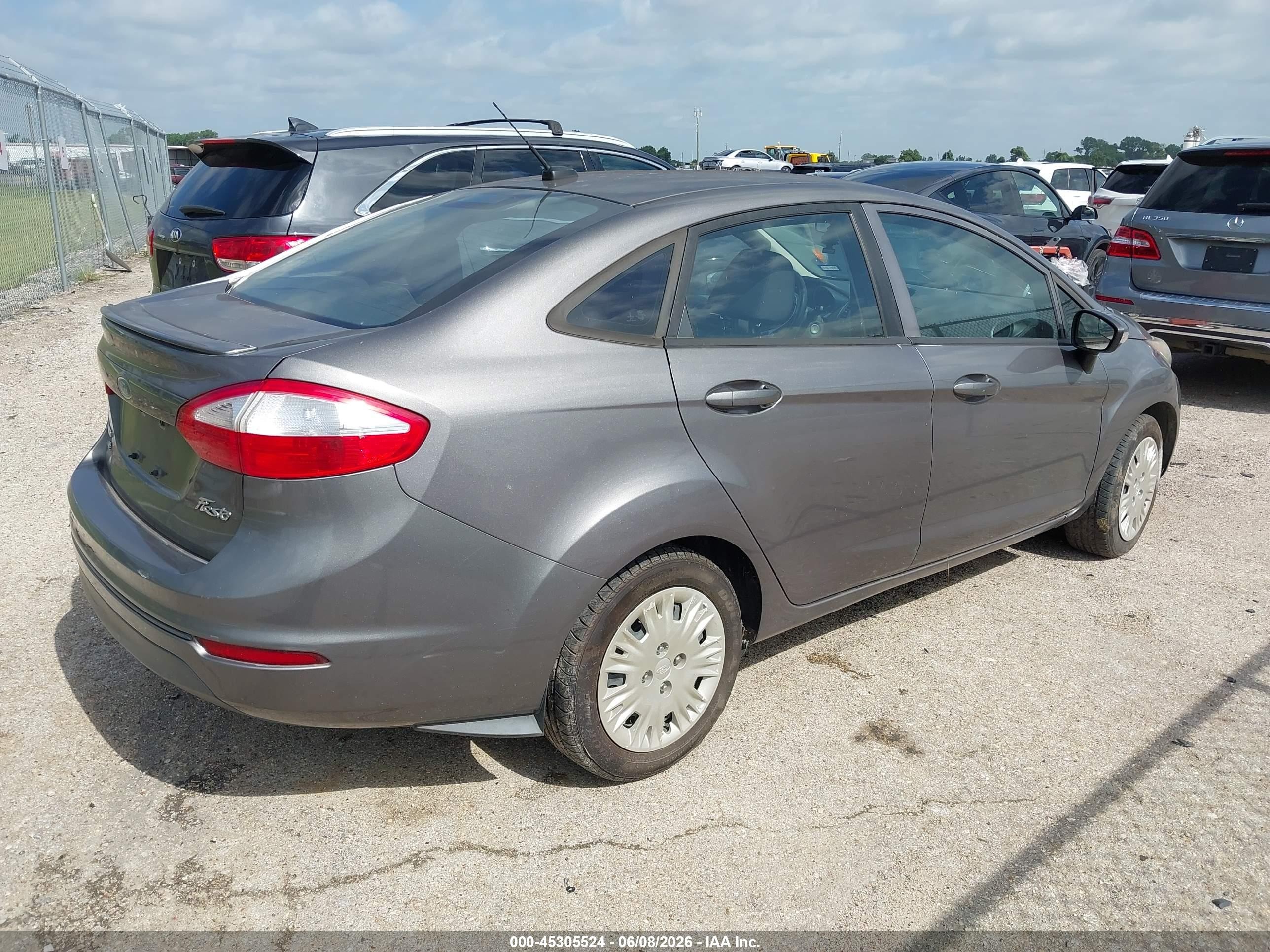 2014 Ford Fiesta Se Gray vin: 3FADP4BE7EM190905