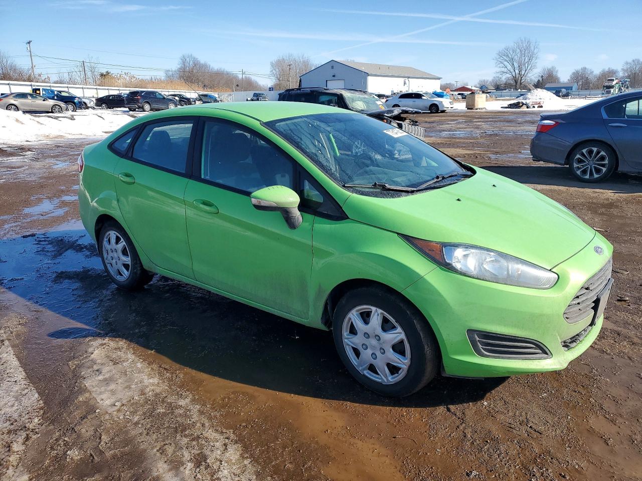 2015 Ford Fiesta Se Green vin: 3FADP4BEXFM146107