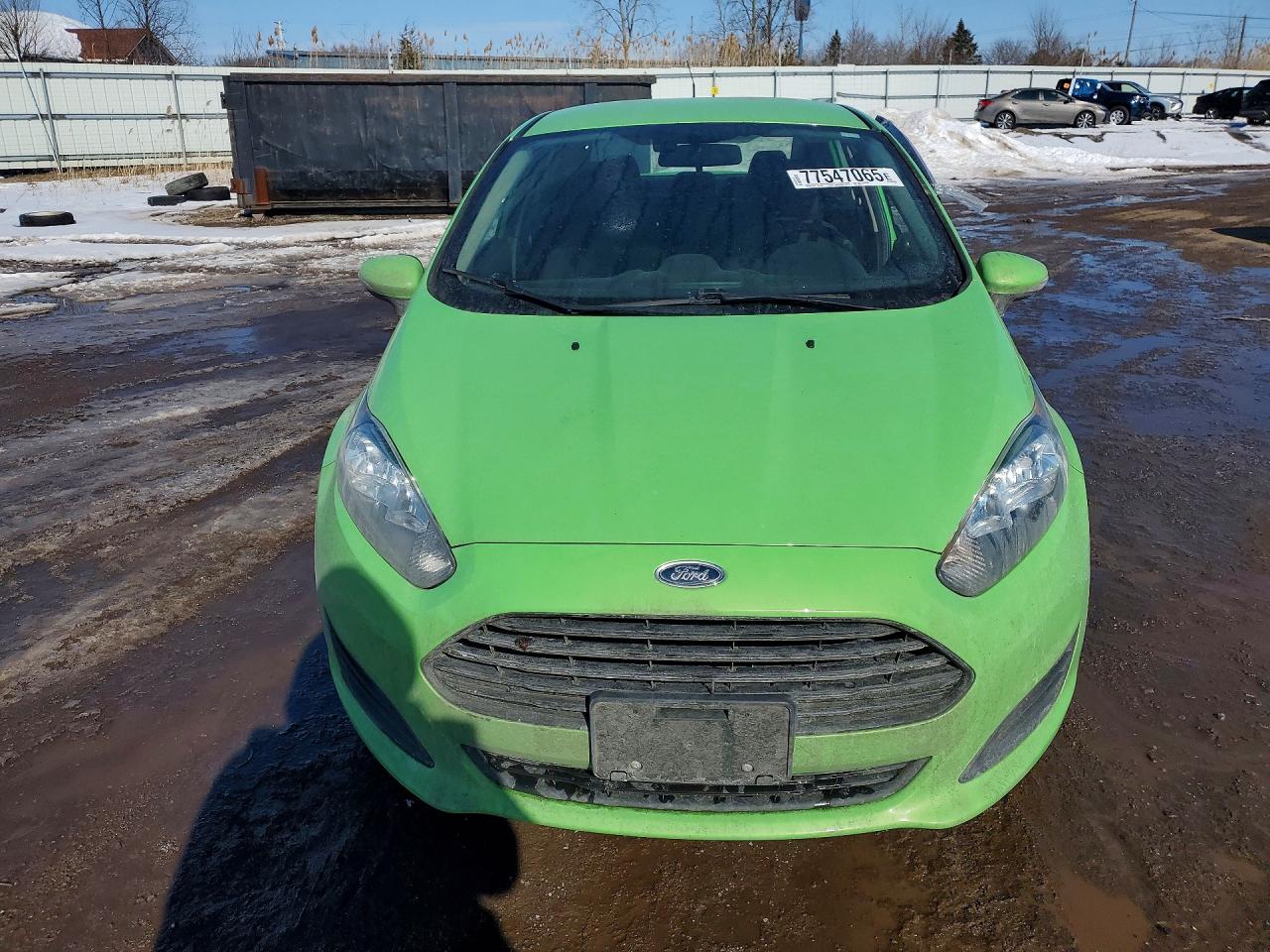 2015 Ford Fiesta Se Green vin: 3FADP4BEXFM146107
