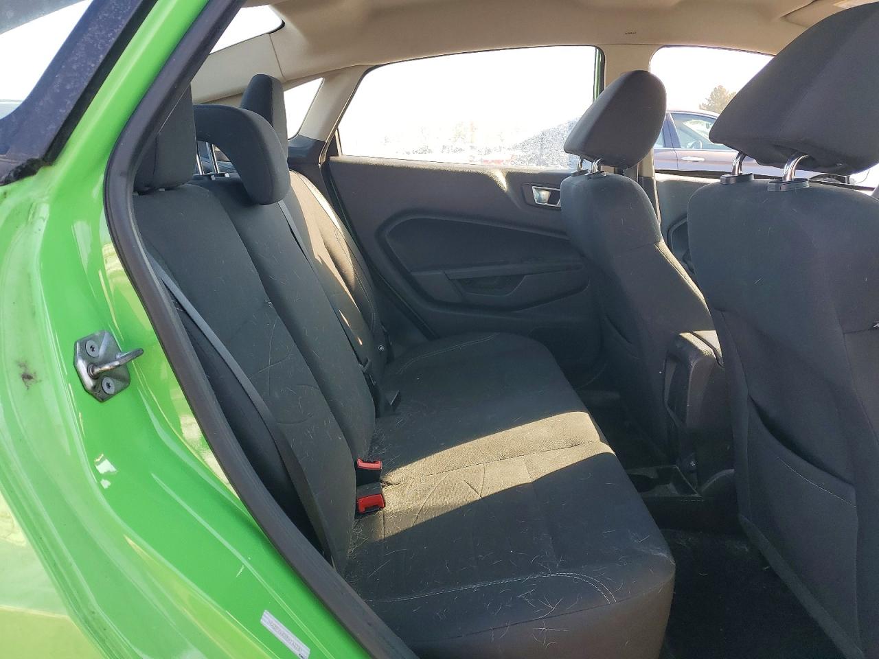 2015 Ford Fiesta Se Green vin: 3FADP4BEXFM146107