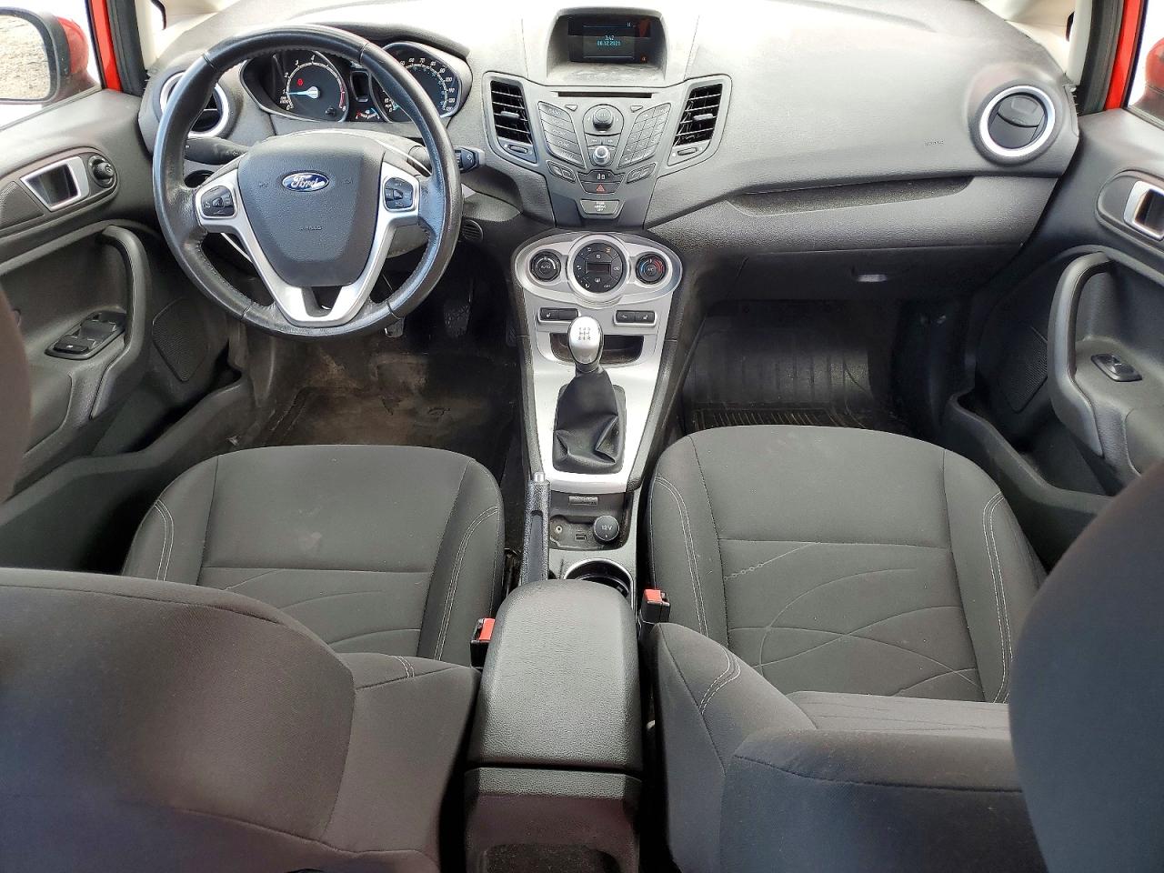 2015 Ford Fiesta Se Red vin: 3FADP4BEXFM148648