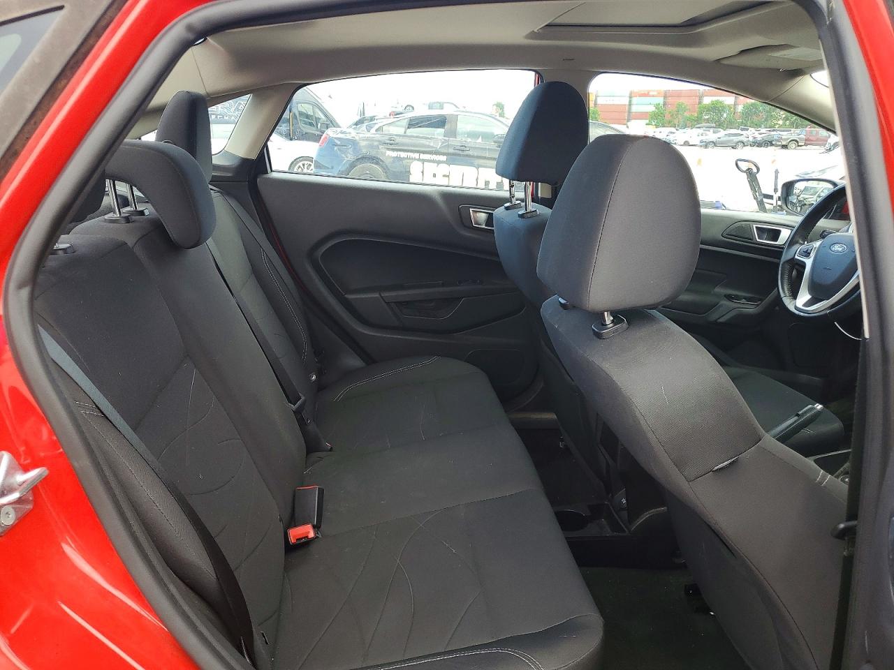 2015 Ford Fiesta Se Red vin: 3FADP4BEXFM148648