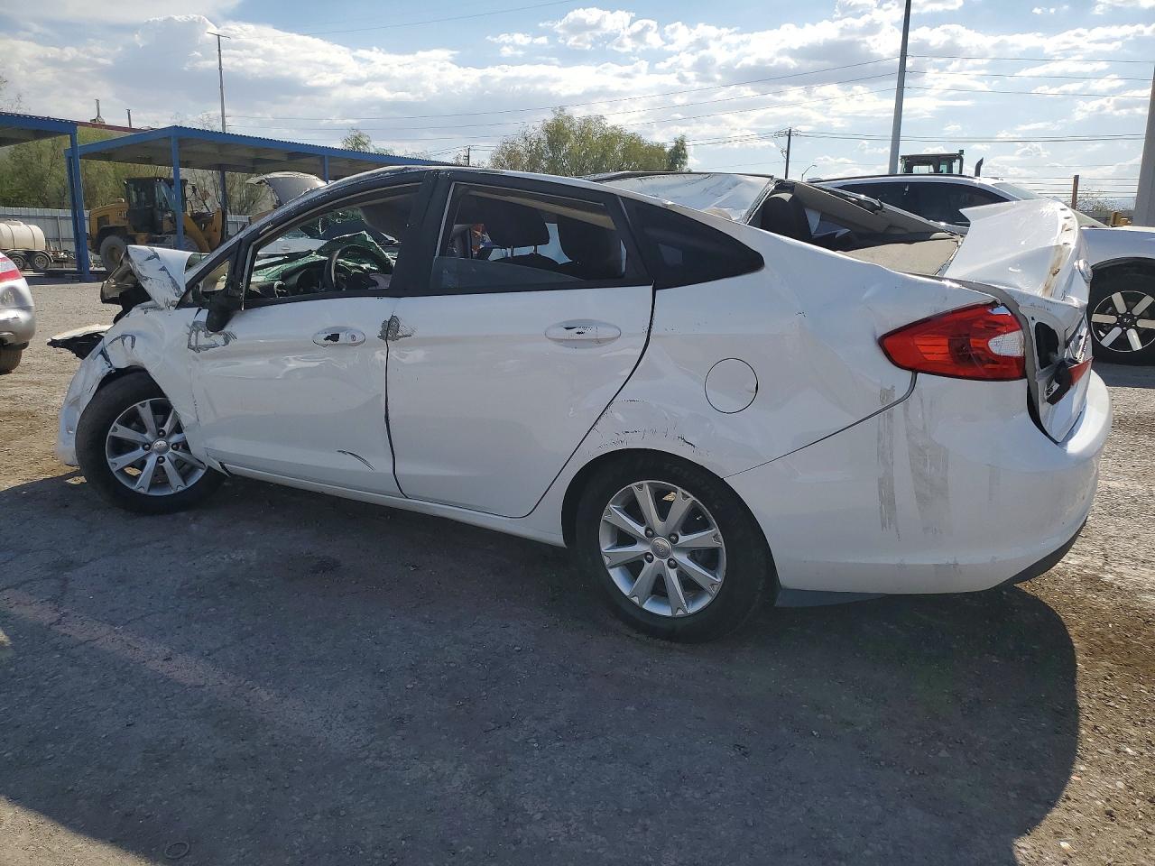 2011 Ford Fiesta Se White vin: 3FADP4BJ0BM106531