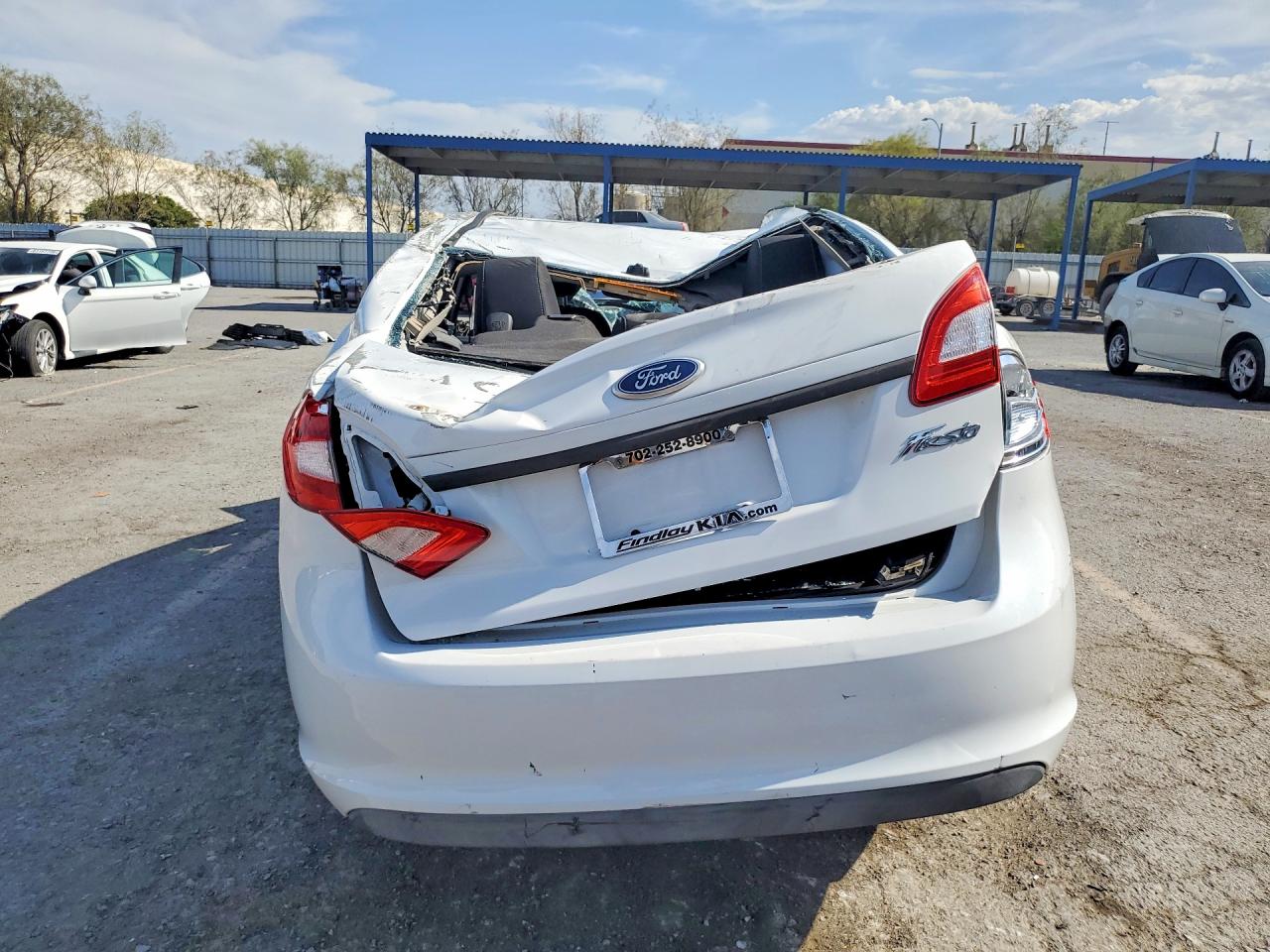 2011 Ford Fiesta Se White vin: 3FADP4BJ0BM106531