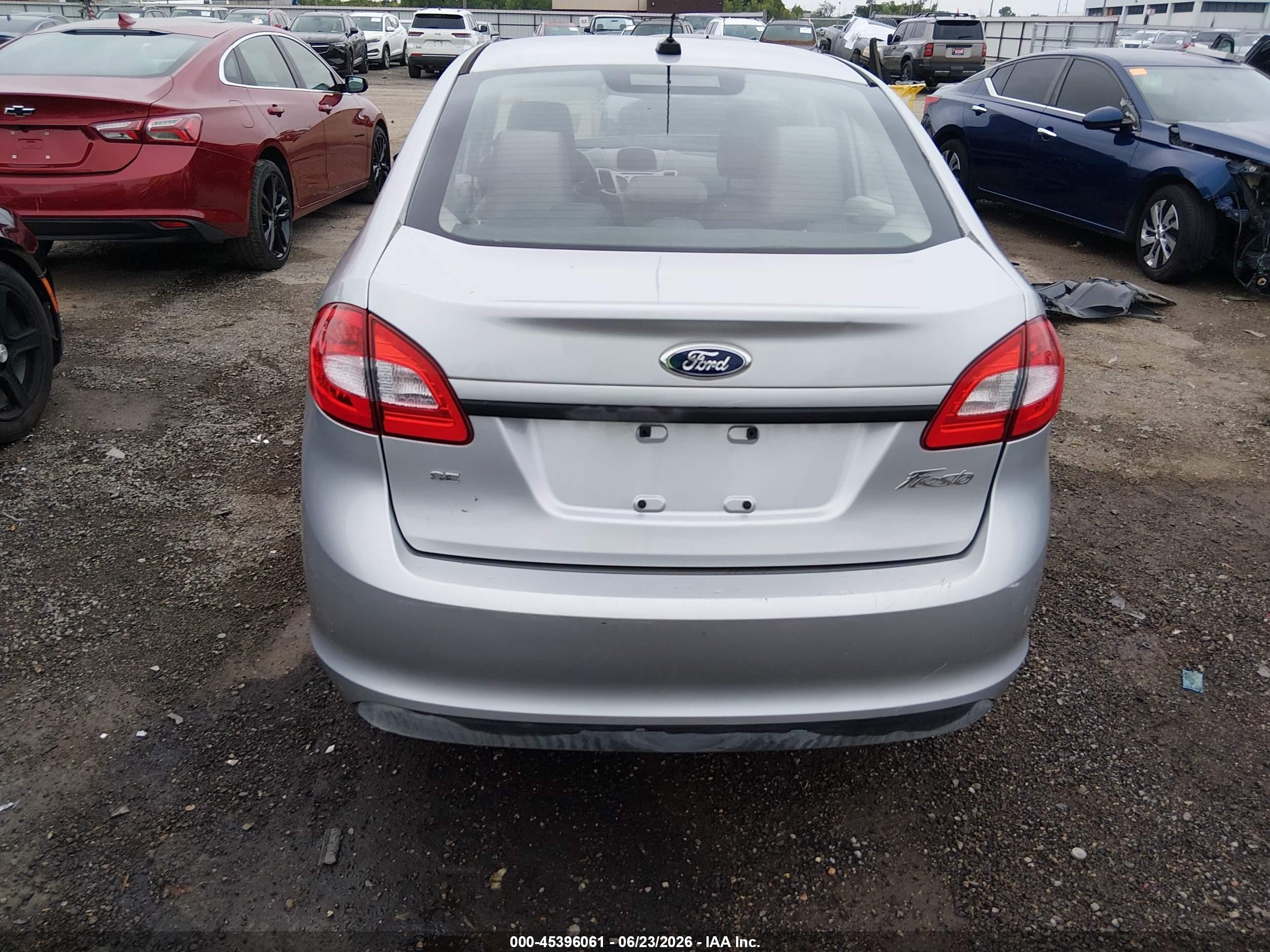2012 Ford Fiesta Se Silver vin: 3FADP4BJ0CM128238