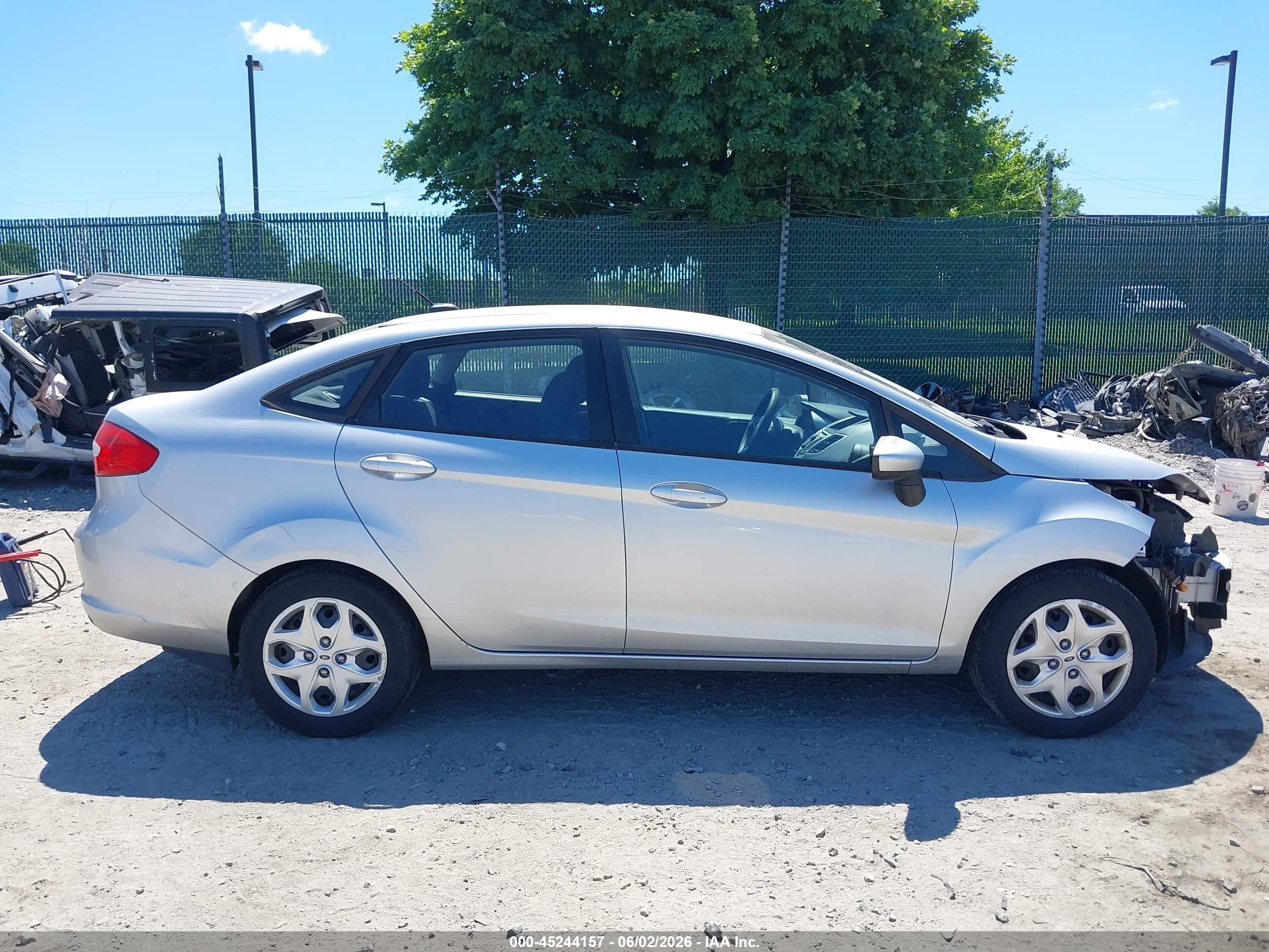 2012 Ford Fiesta Se Серебряный vin: 3FADP4BJ0CM149431