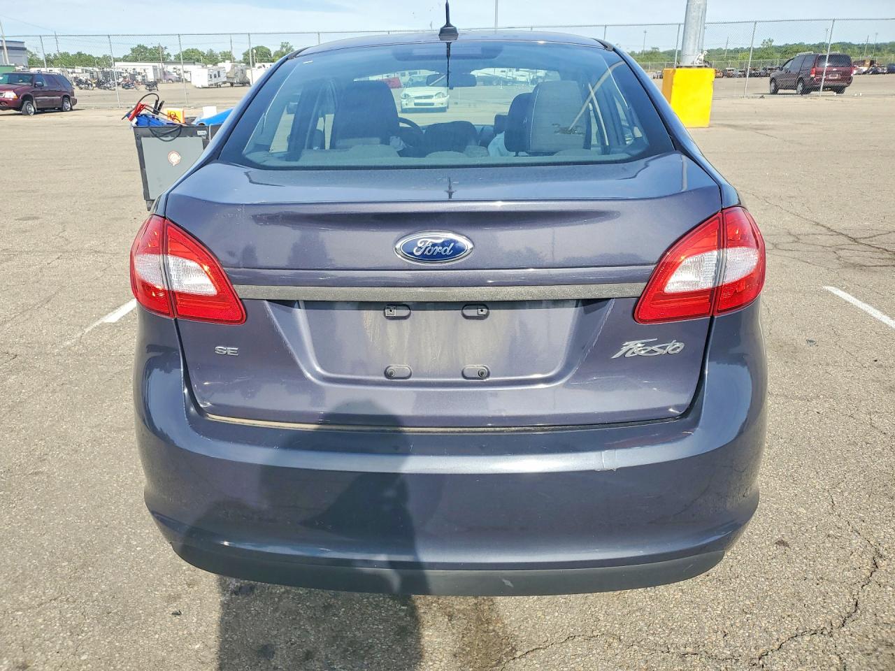 2013 Ford Fiesta Se Gray vin: 3FADP4BJ0DM129794
