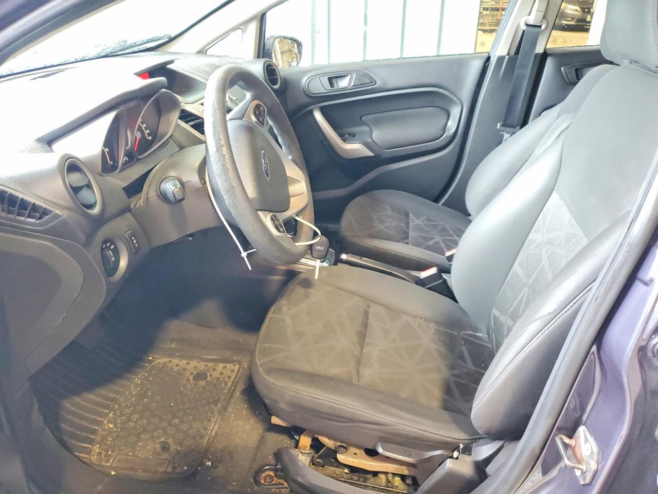 2013 Ford Fiesta Se Black vin: 3FADP4BJ0DM219110