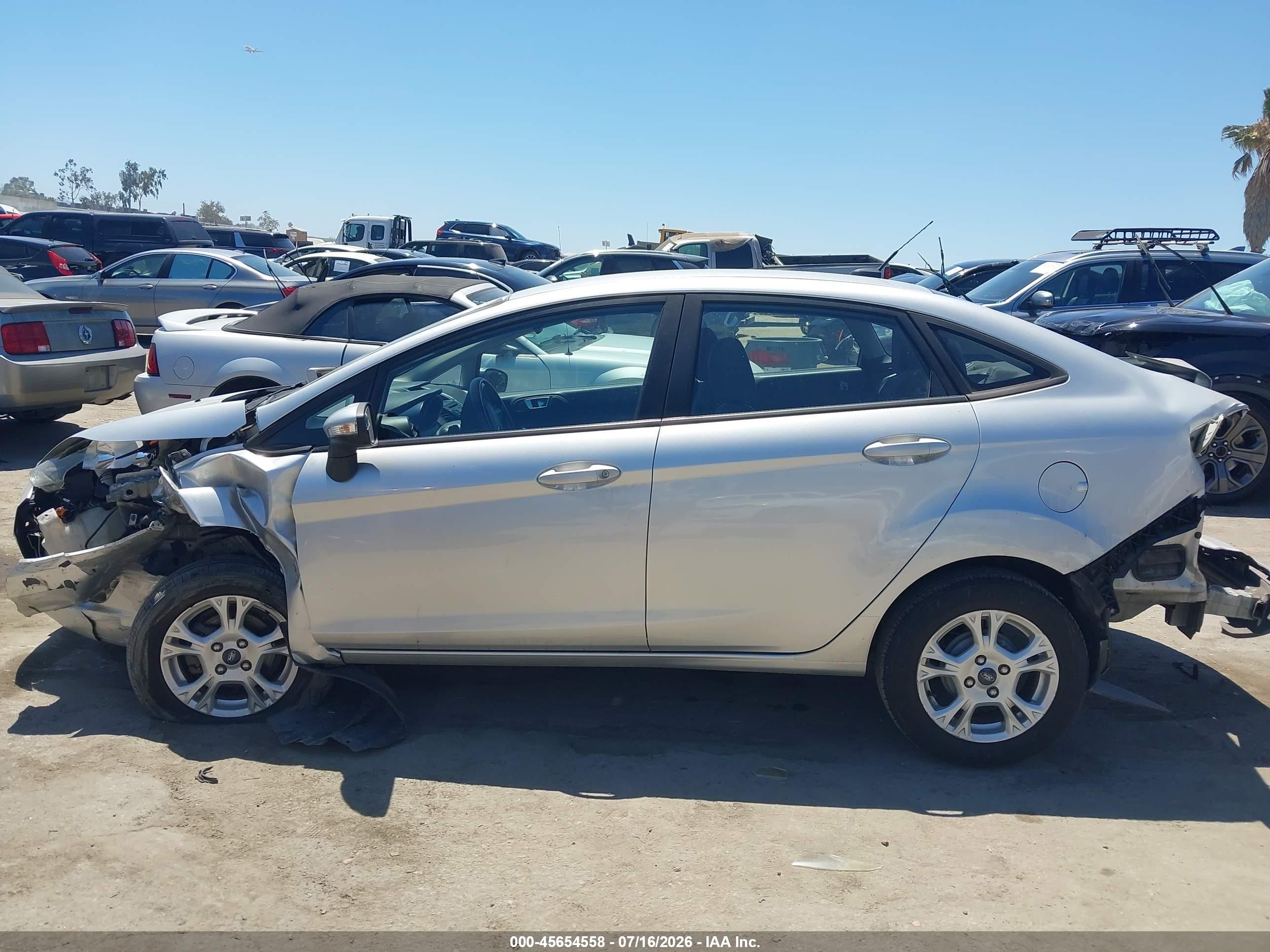 2014 Ford Fiesta Se Silver vin: 3FADP4BJ0EM133409