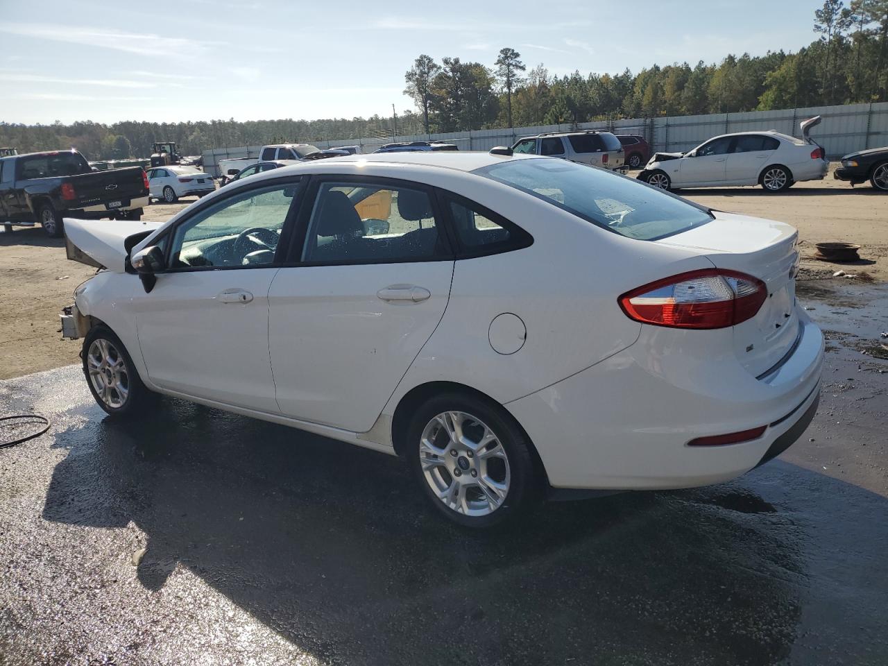2014 Ford Fiesta Se White vin: 3FADP4BJ0EM139128