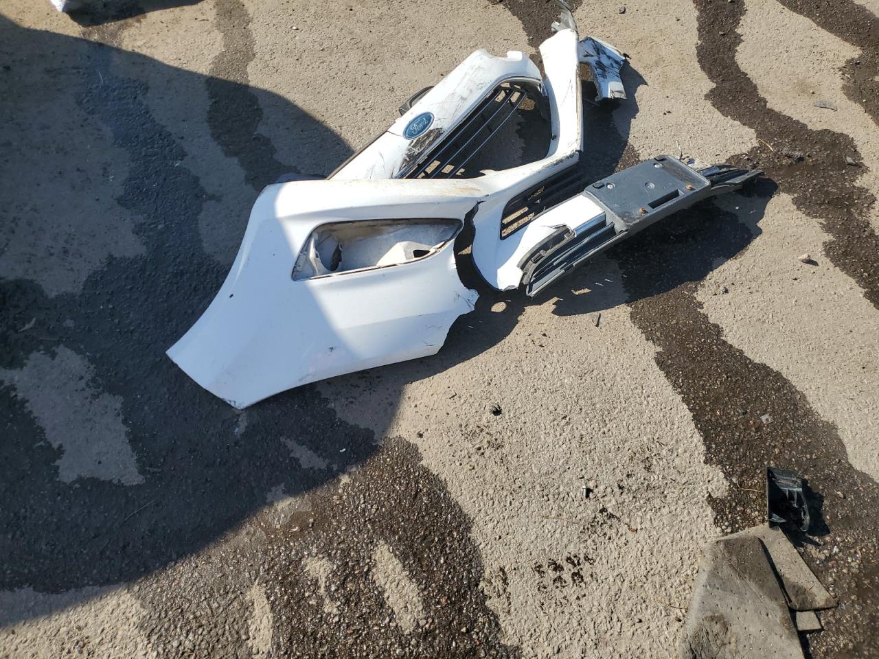 2014 Ford Fiesta Se White vin: 3FADP4BJ0EM139128
