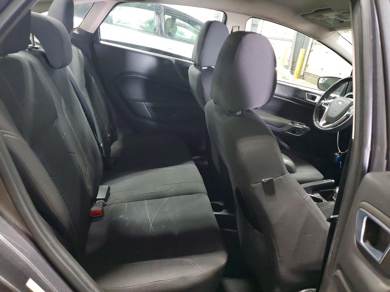 2014 Ford Fiesta Se Gray vin: 3FADP4BJ0EM195358