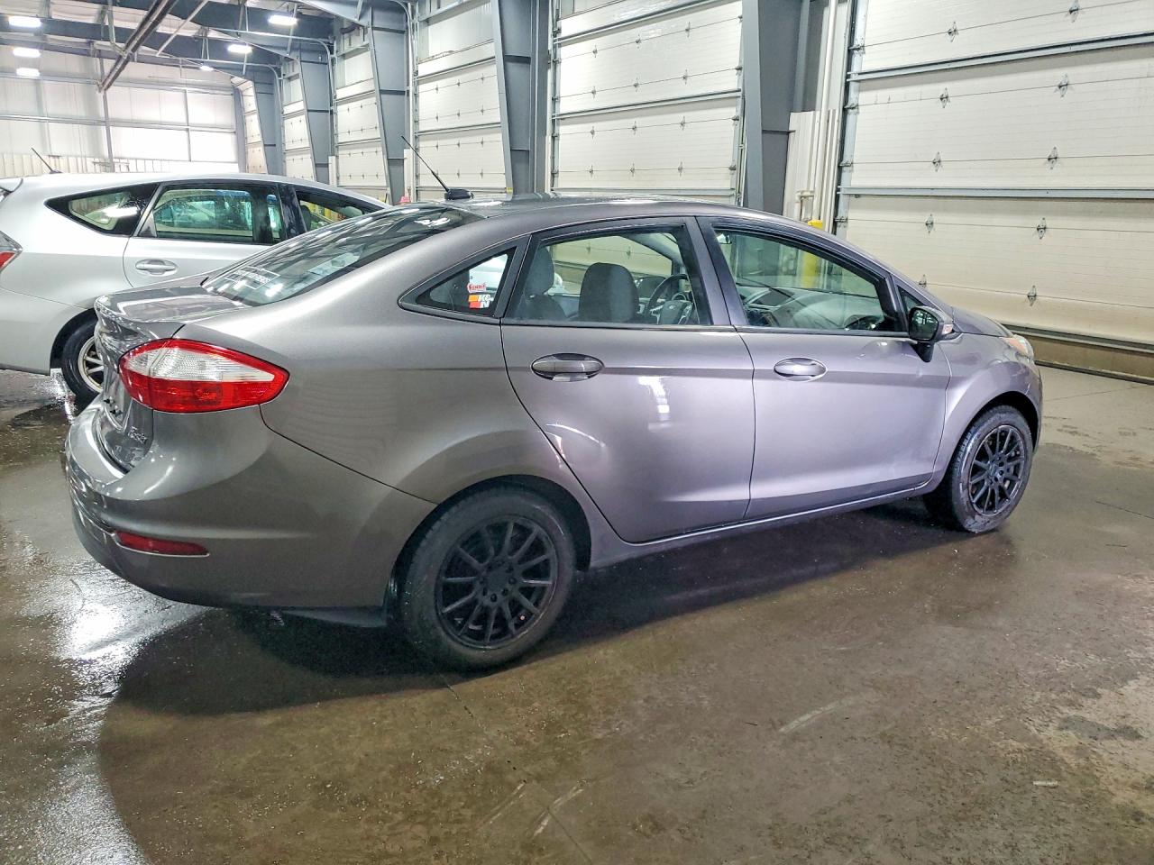 2014 Ford Fiesta Se Gray vin: 3FADP4BJ0EM195358