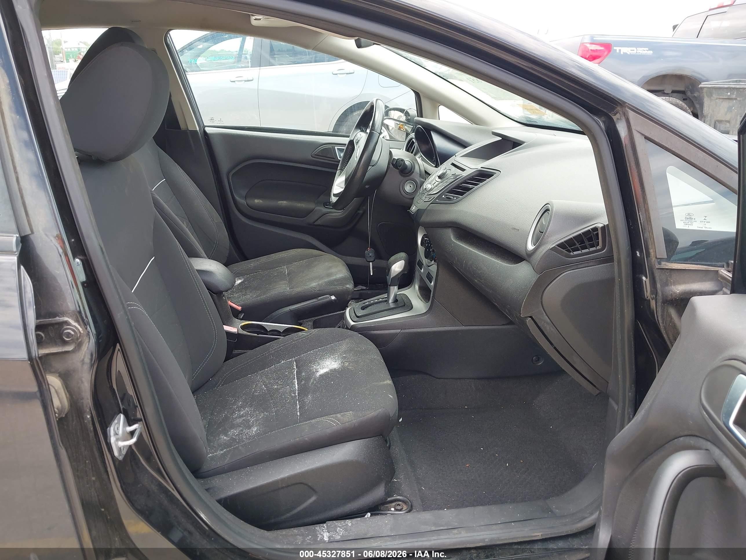2014 Ford Fiesta Se Black vin: 3FADP4BJ0EM220453