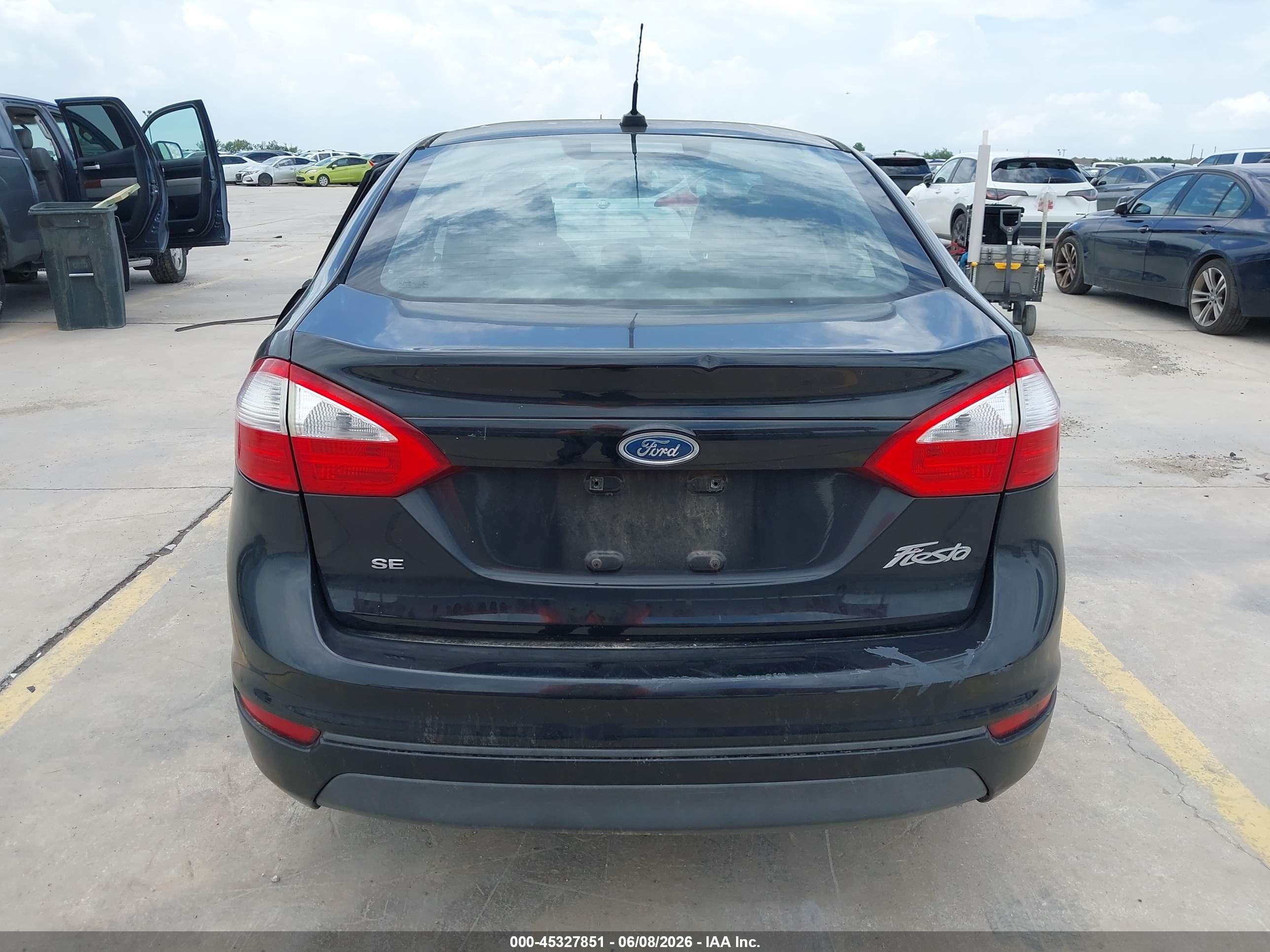 2014 Ford Fiesta Se Black vin: 3FADP4BJ0EM220453