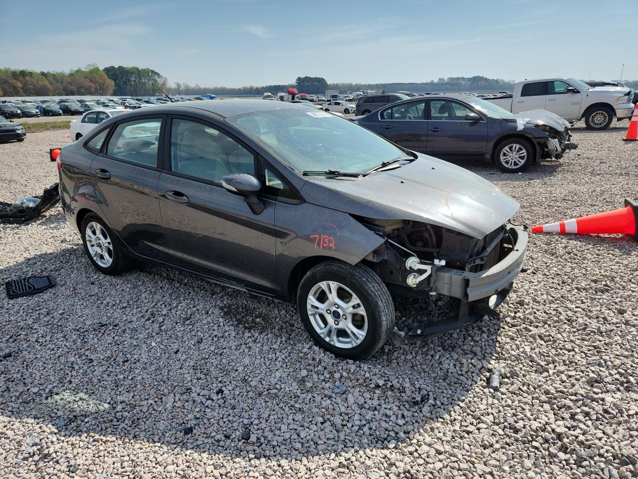 2015 Ford Fiesta Se Gray vin: 3FADP4BJ0FM152401