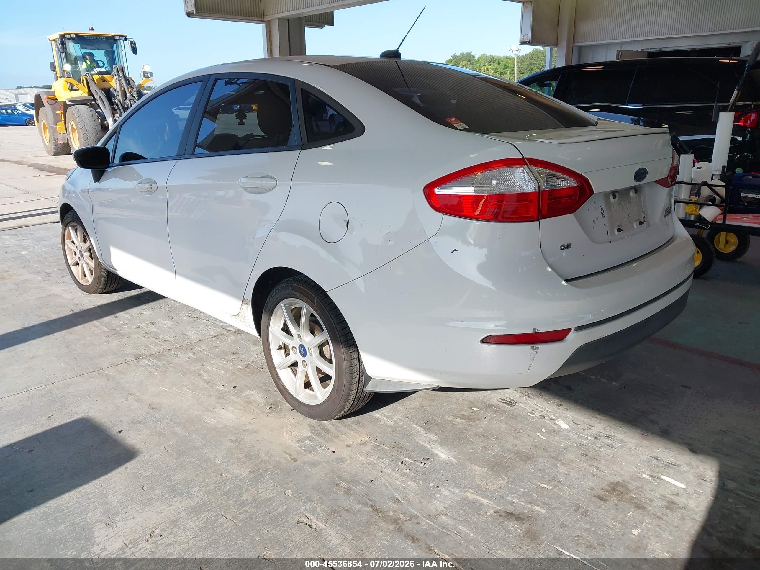 2015 Ford Fiesta Se White vin: 3FADP4BJ0FM157629