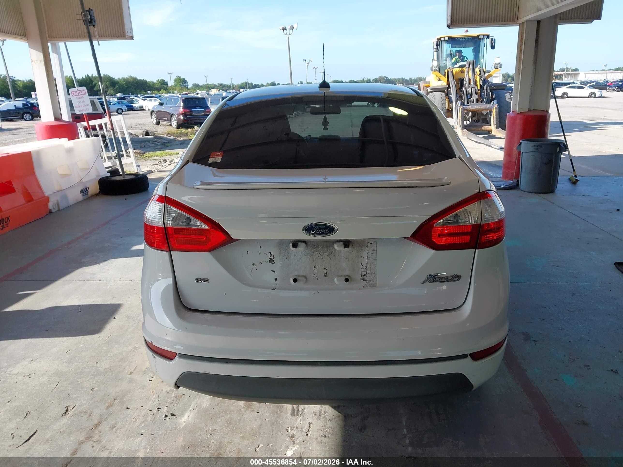 2015 Ford Fiesta Se White vin: 3FADP4BJ0FM157629