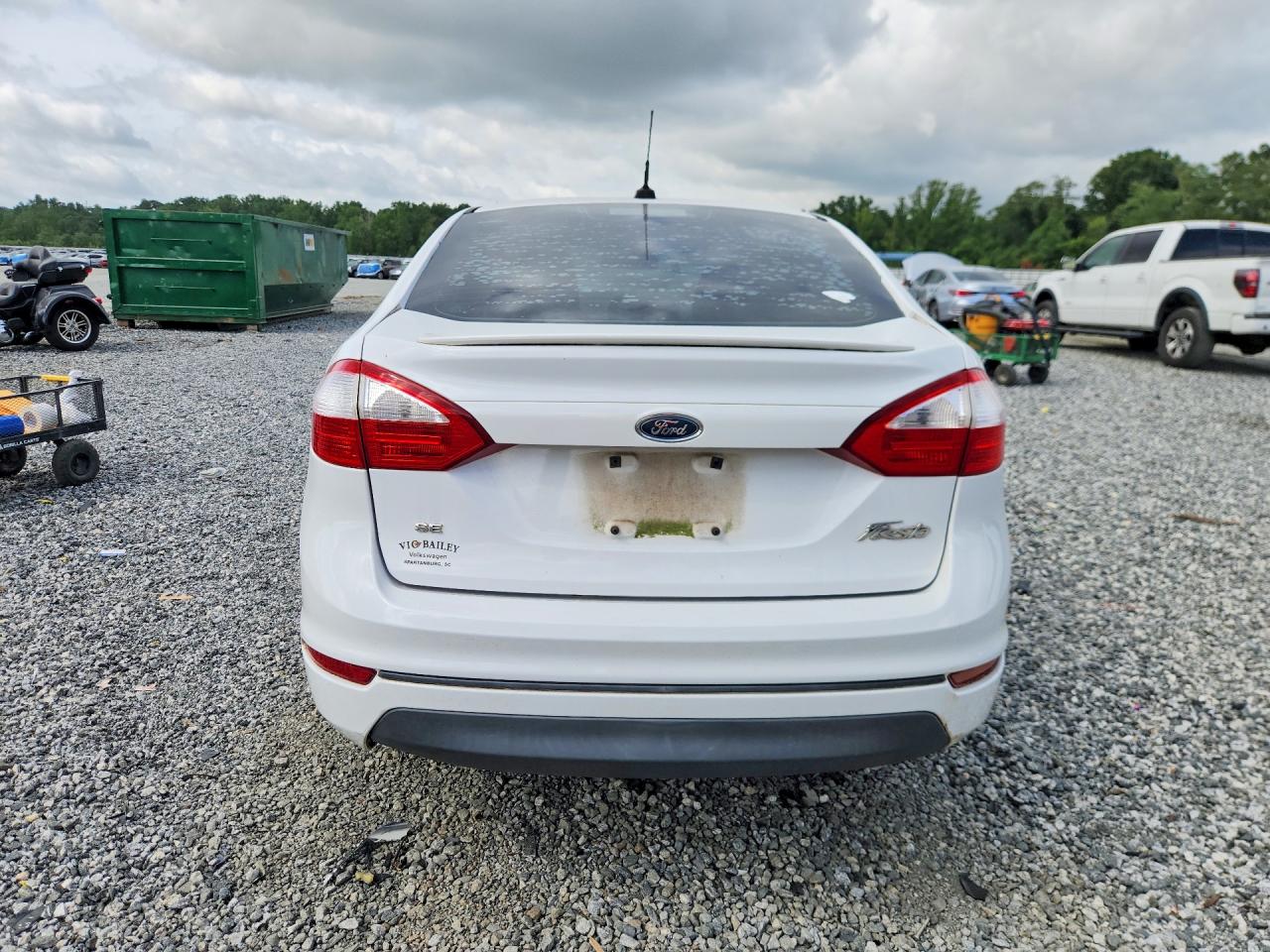 2015 Ford Fiesta Se White vin: 3FADP4BJ0FM164595