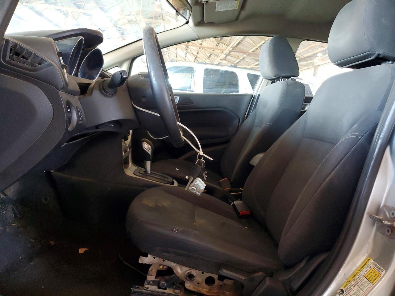 2015 Ford Fiesta Se Silver vin: 3FADP4BJ0FM196107