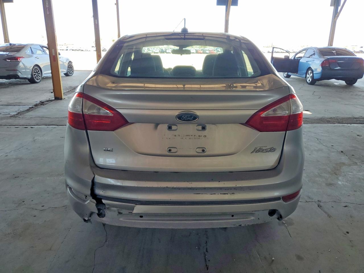 2015 Ford Fiesta Se Silver vin: 3FADP4BJ0FM196107