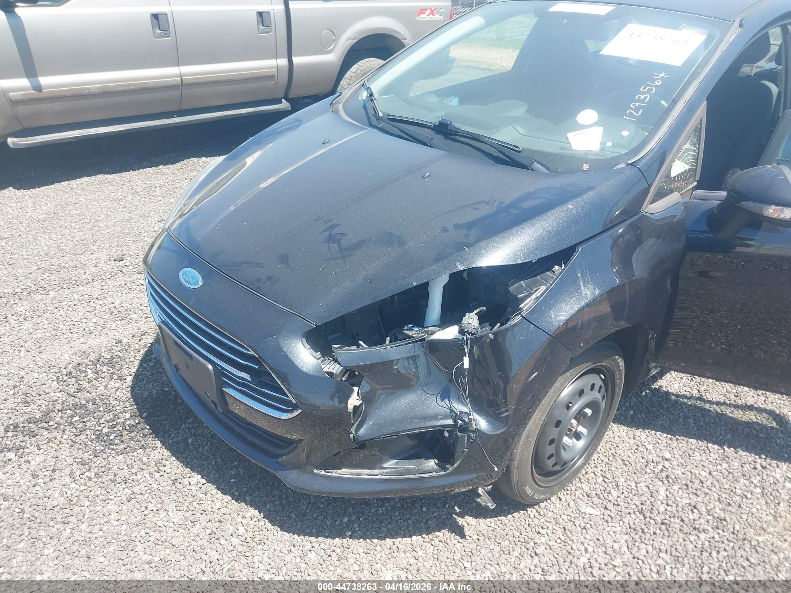 2015 Ford Fiesta Se Black vin: 3FADP4BJ0FM219093