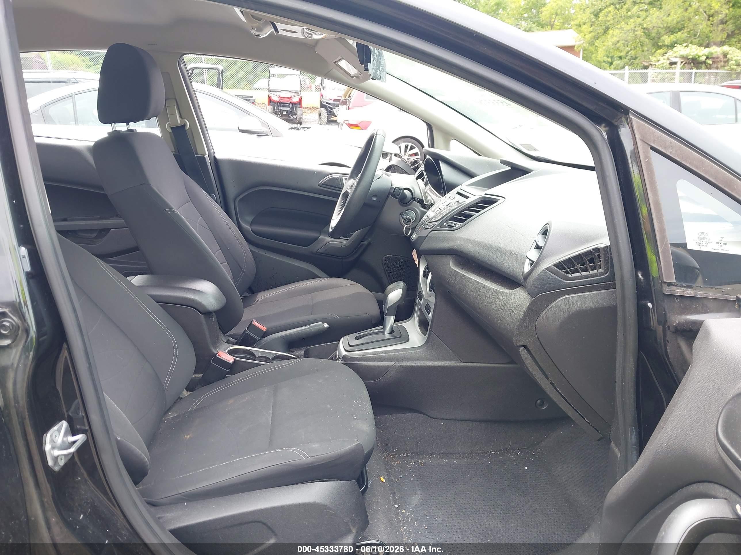 2015 Ford Fiesta Se Black vin: 3FADP4BJ0FM219756