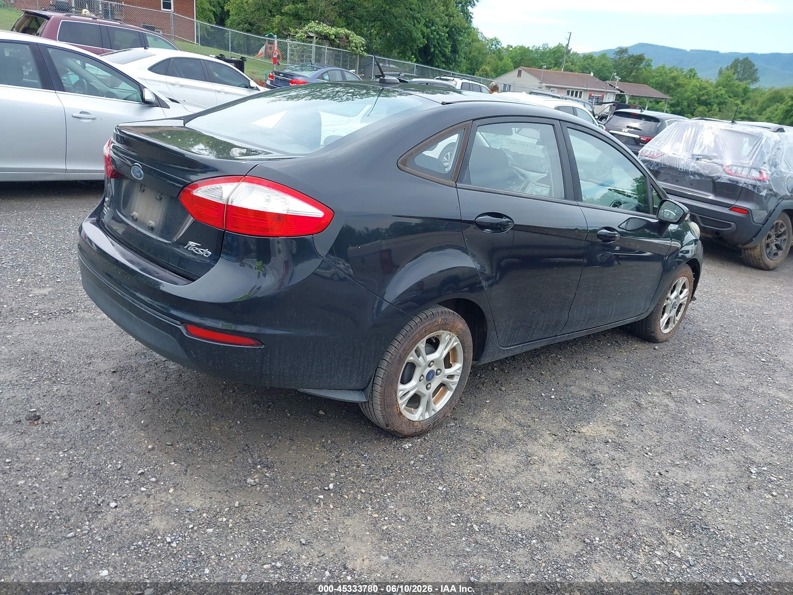 2015 Ford Fiesta Se Black vin: 3FADP4BJ0FM219756