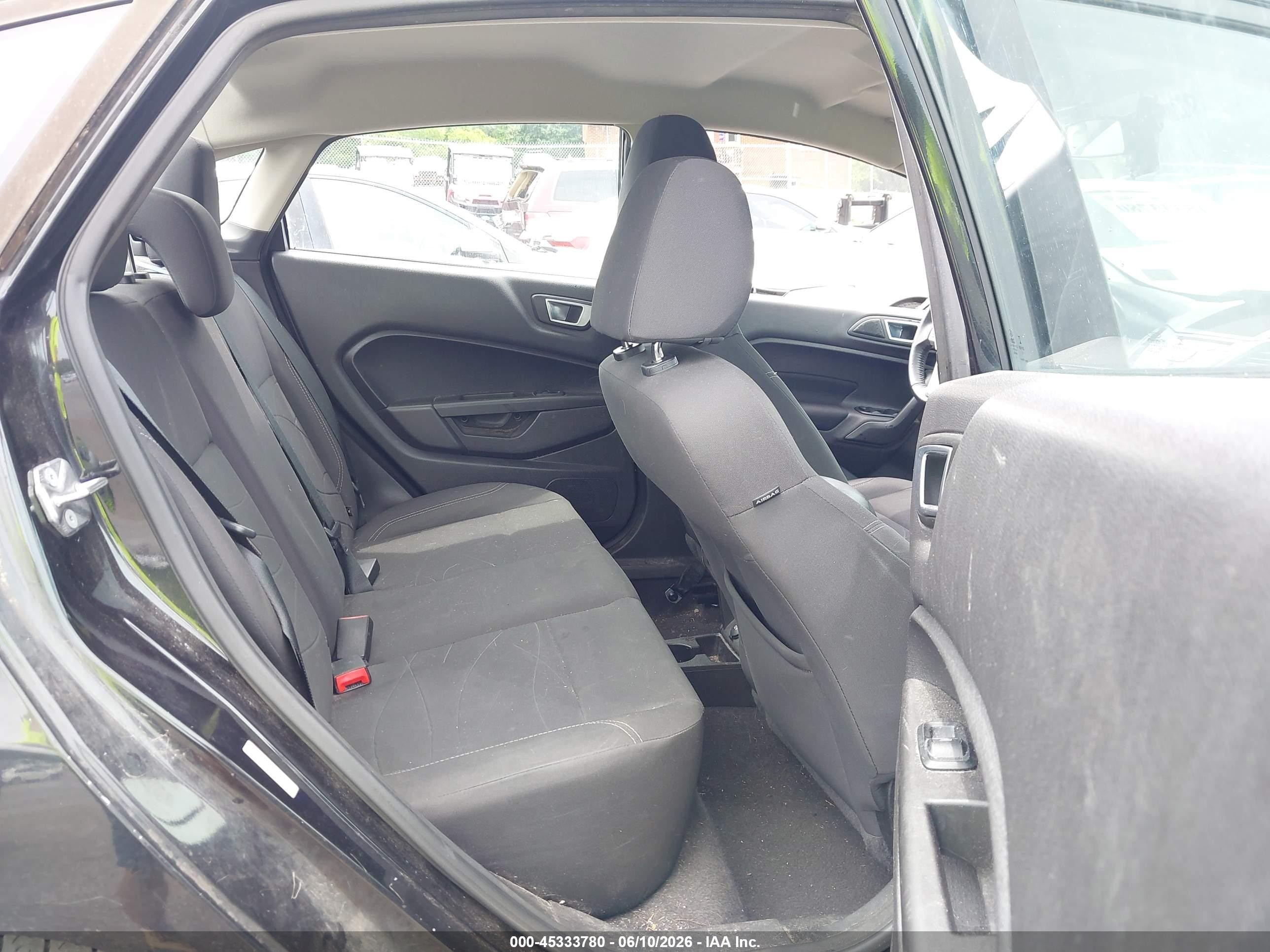 2015 Ford Fiesta Se Black vin: 3FADP4BJ0FM219756