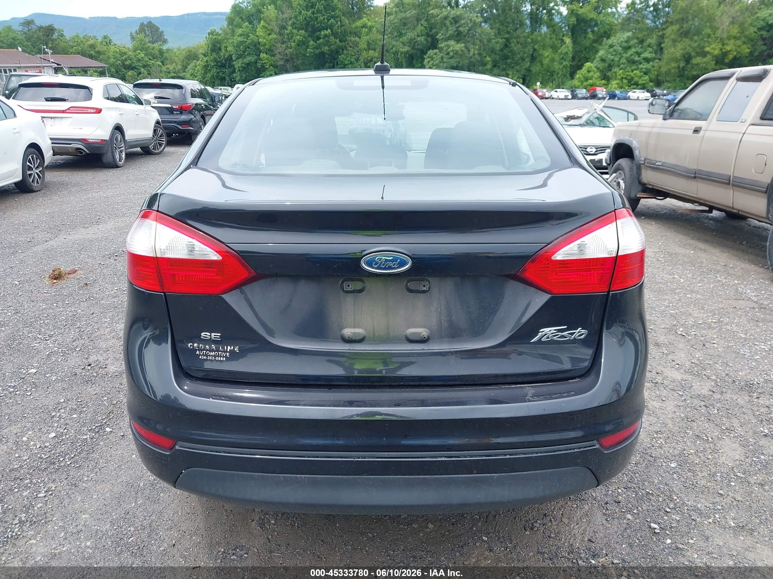 2015 Ford Fiesta Se Black vin: 3FADP4BJ0FM219756
