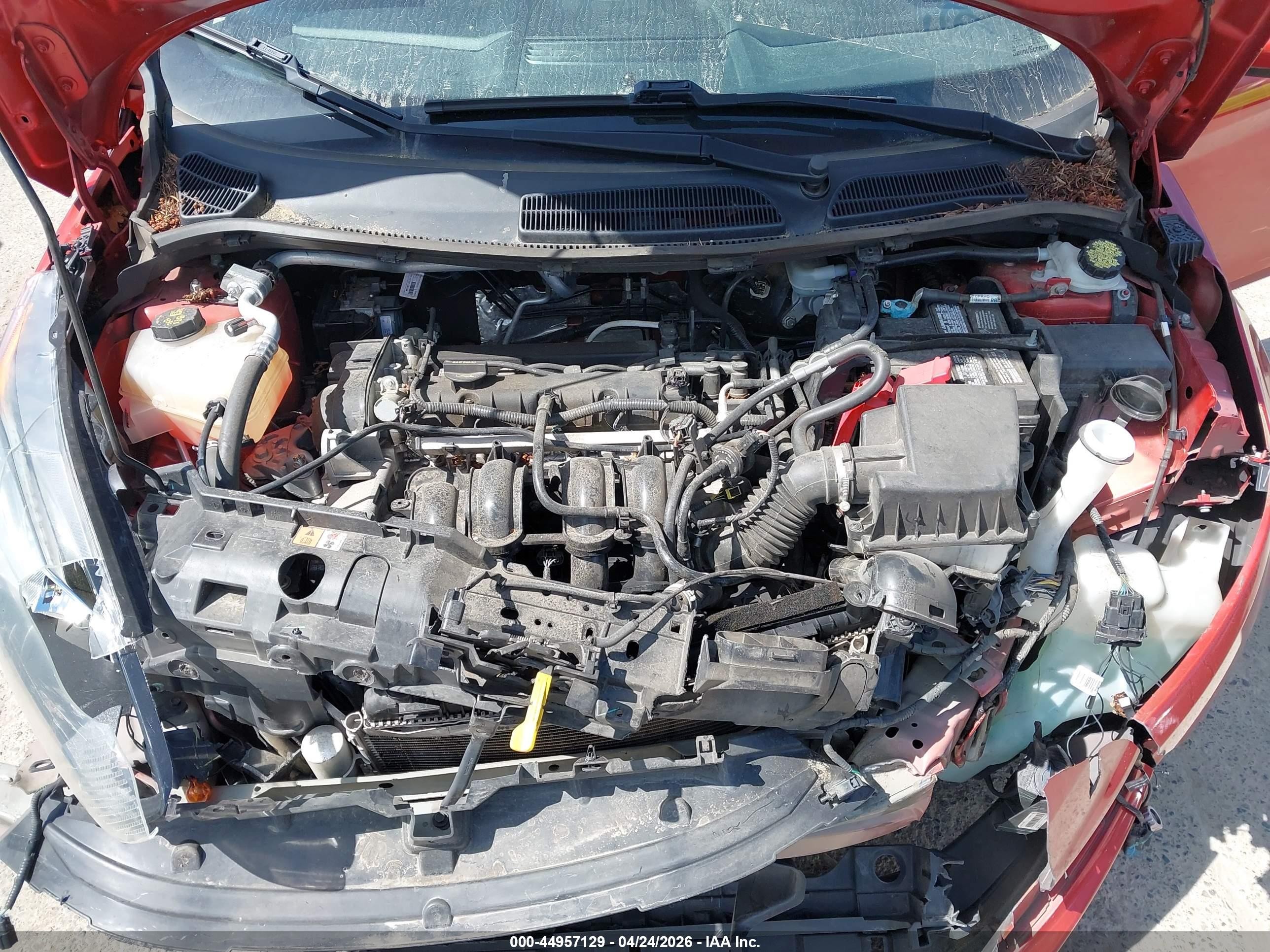 2018 Ford Fiesta Se Red vin: 3FADP4BJ0JM117480