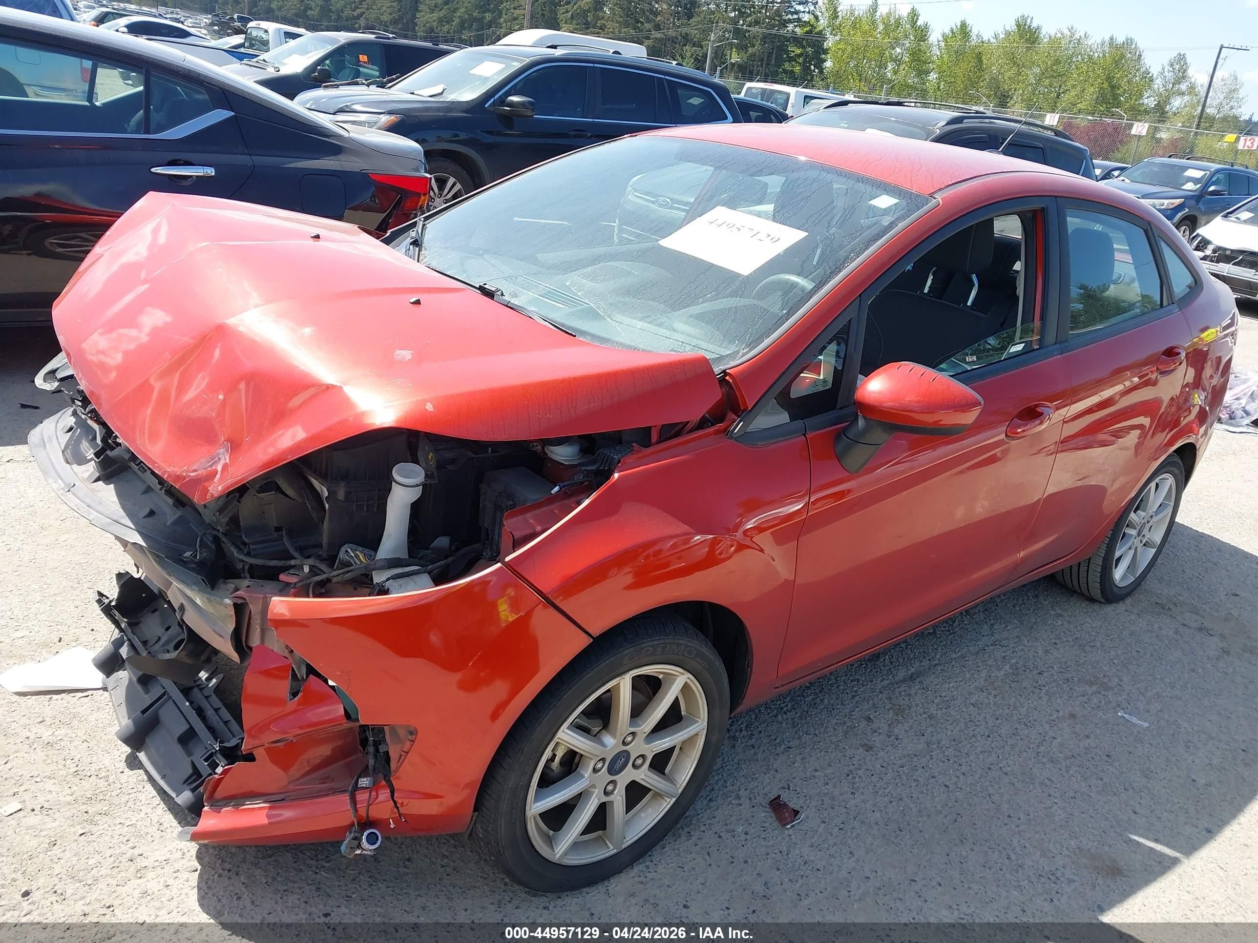 2018 Ford Fiesta Se Red vin: 3FADP4BJ0JM117480