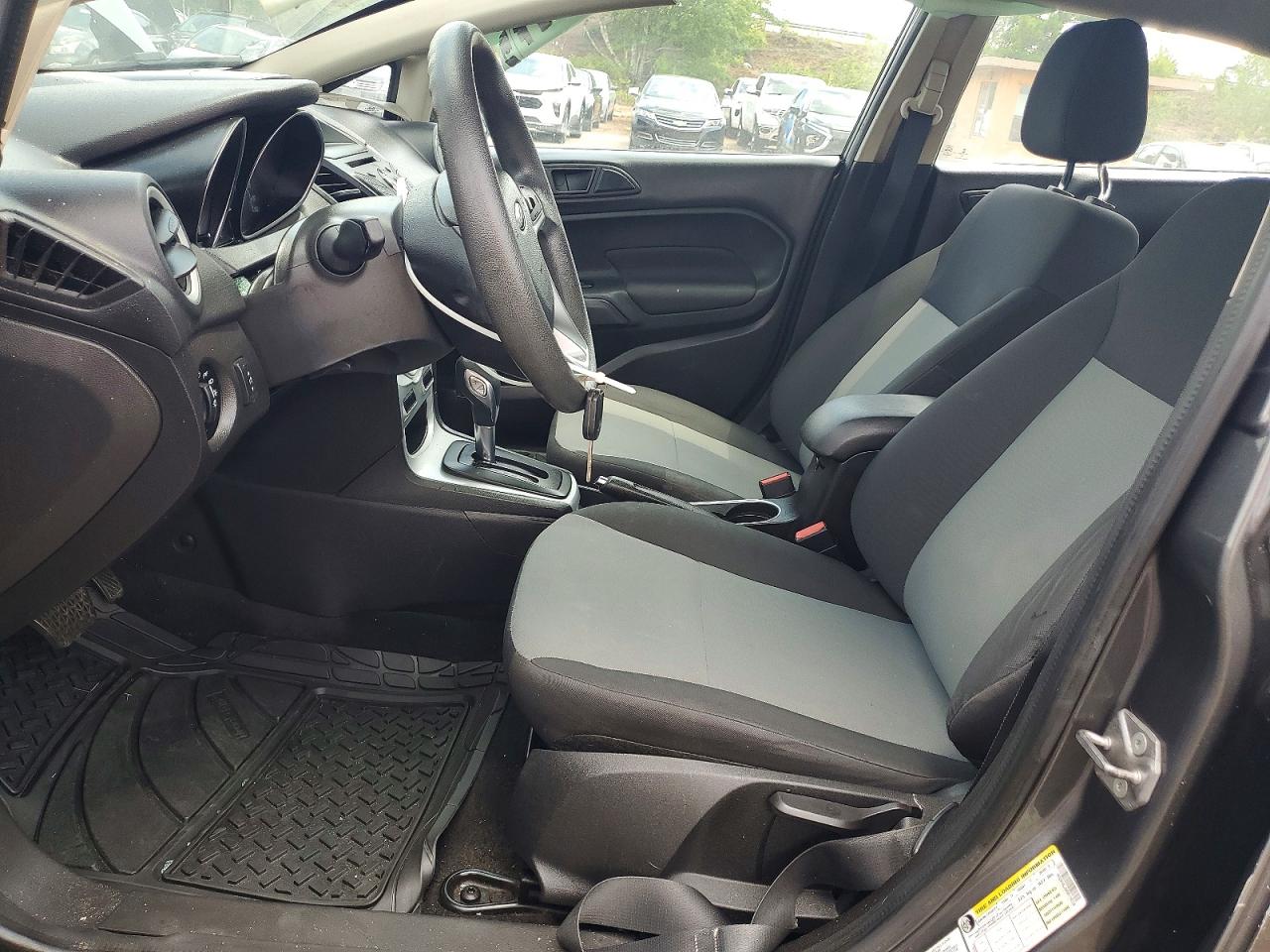2019 Ford Fiesta Se Charcoal vin: 3FADP4BJ0KM129338