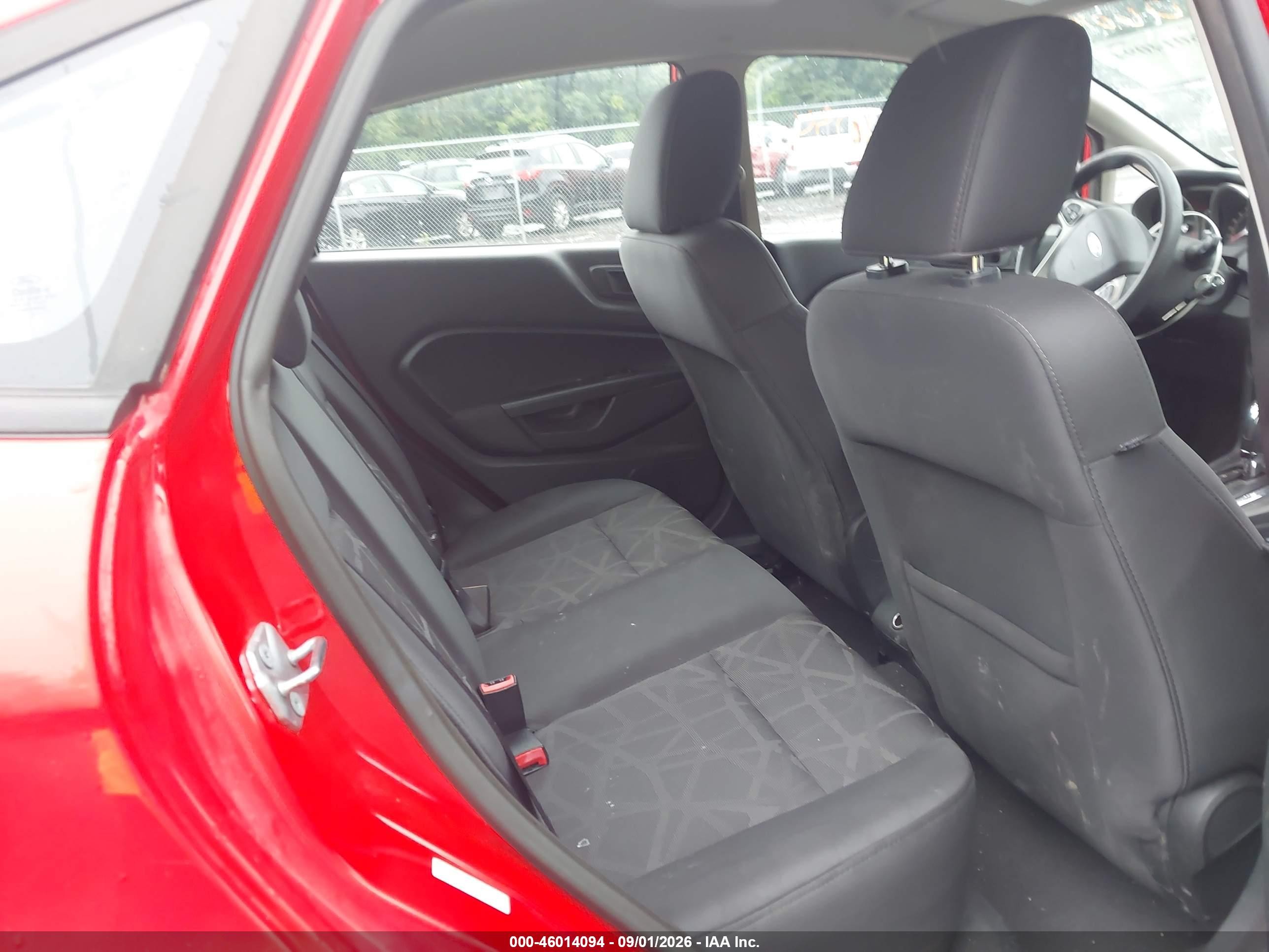 2012 Ford Fiesta Se Красный vin: 3FADP4BJ1CM110461