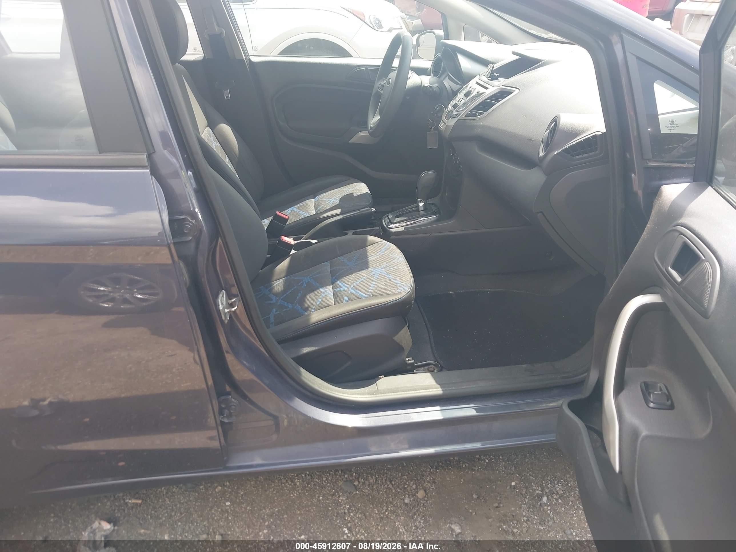 2013 Ford Fiesta Se Синий vin: 3FADP4BJ1DM184321