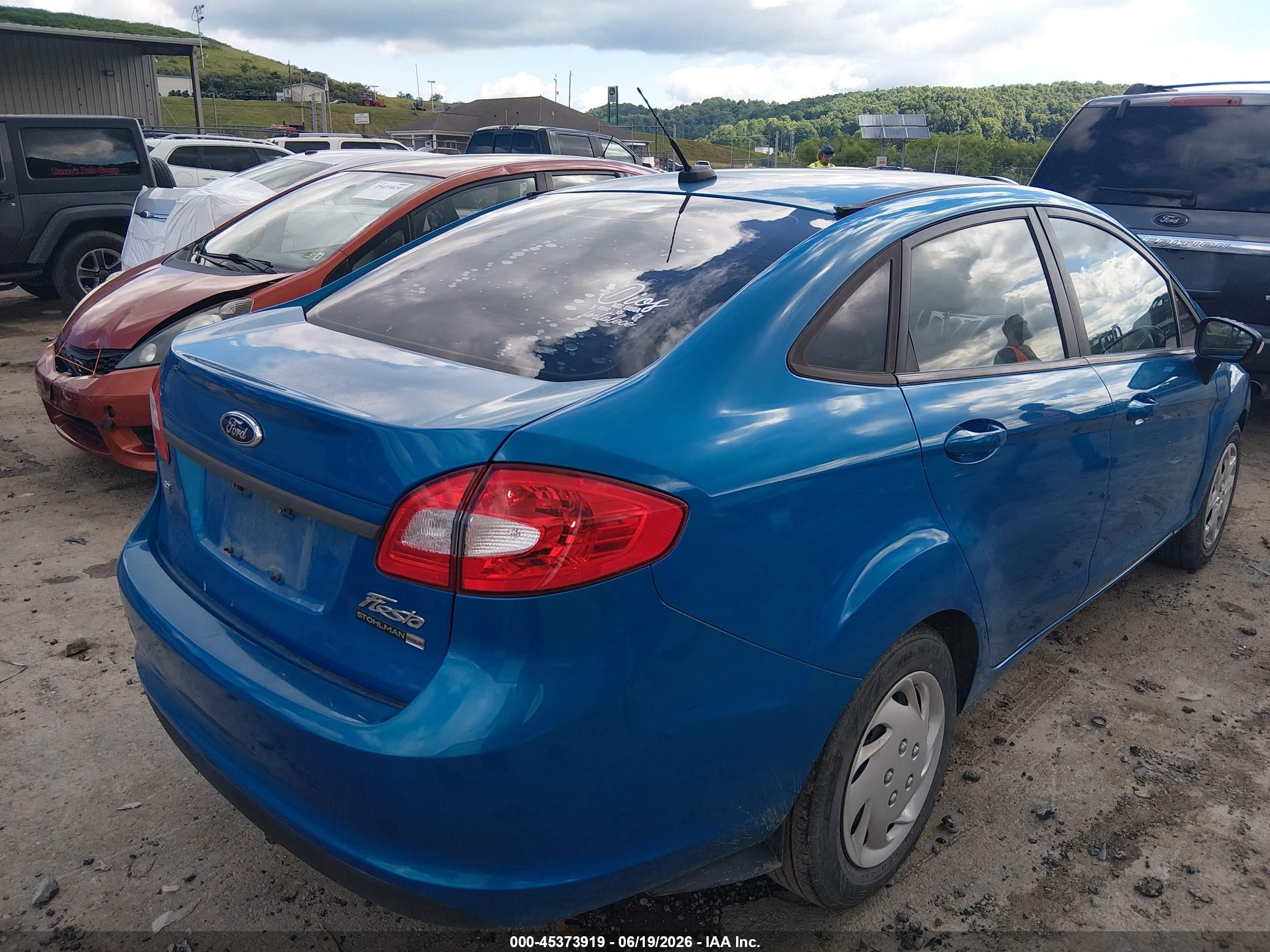2013 Ford Fiesta Se Blue vin: 3FADP4BJ1DM199482