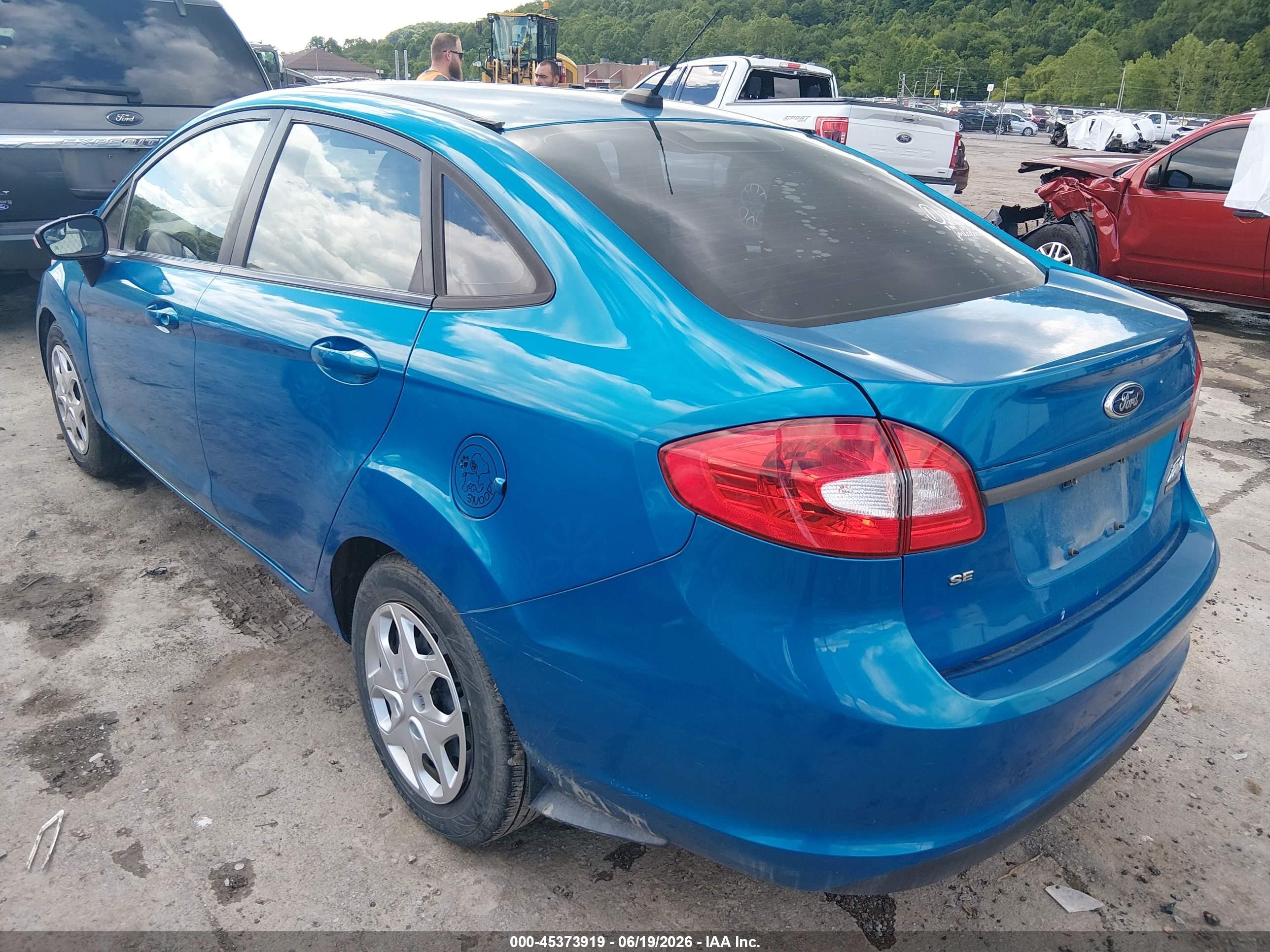 2013 Ford Fiesta Se Blue vin: 3FADP4BJ1DM199482