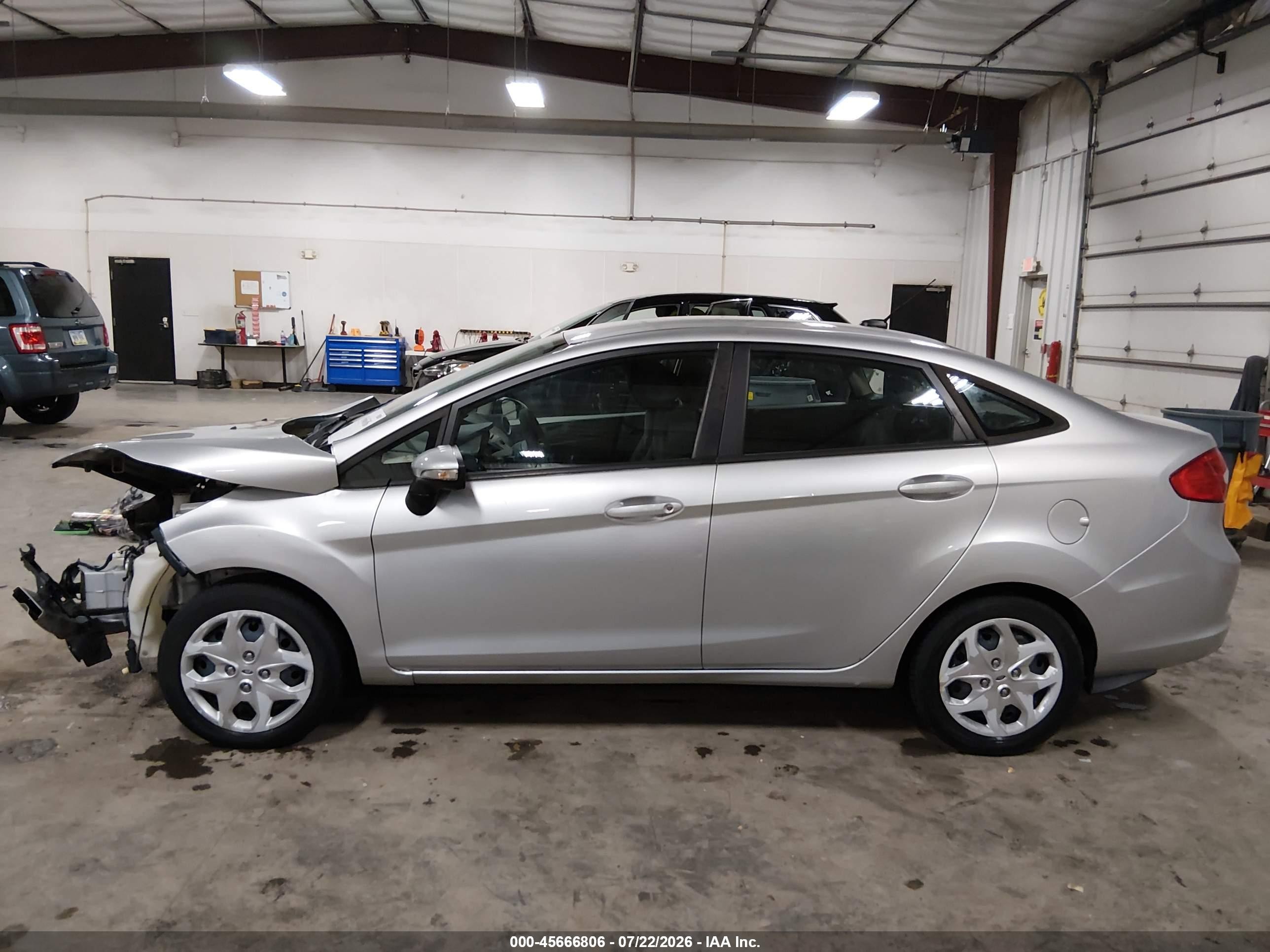 2013 Ford Fiesta Se Silver vin: 3FADP4BJ1DM205863