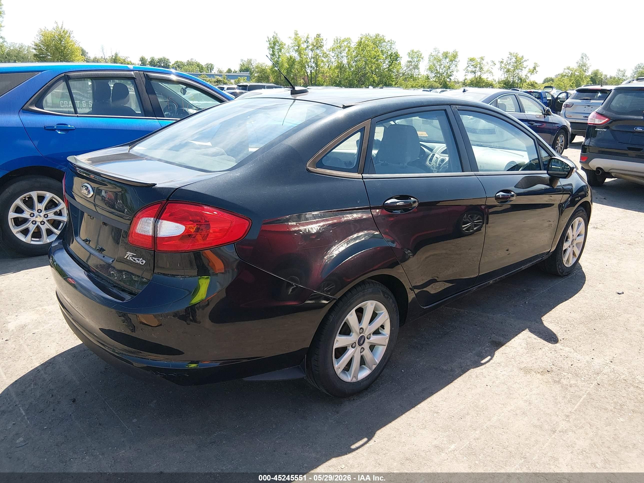 2013 Ford Fiesta Se Black vin: 3FADP4BJ1DM224834
