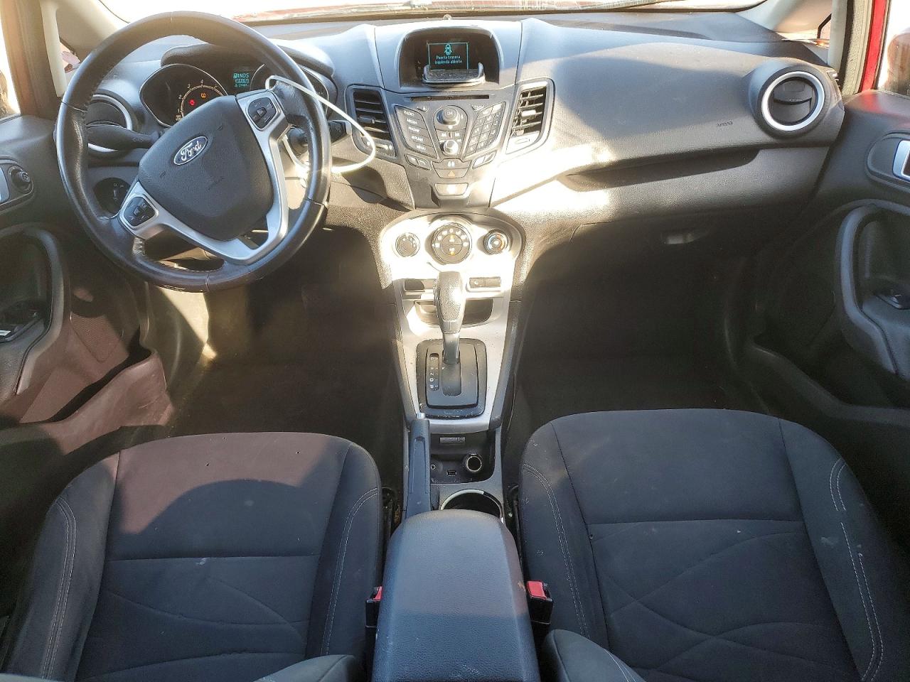 2014 Ford Fiesta Se Burgundy vin: 3FADP4BJ1EM139199