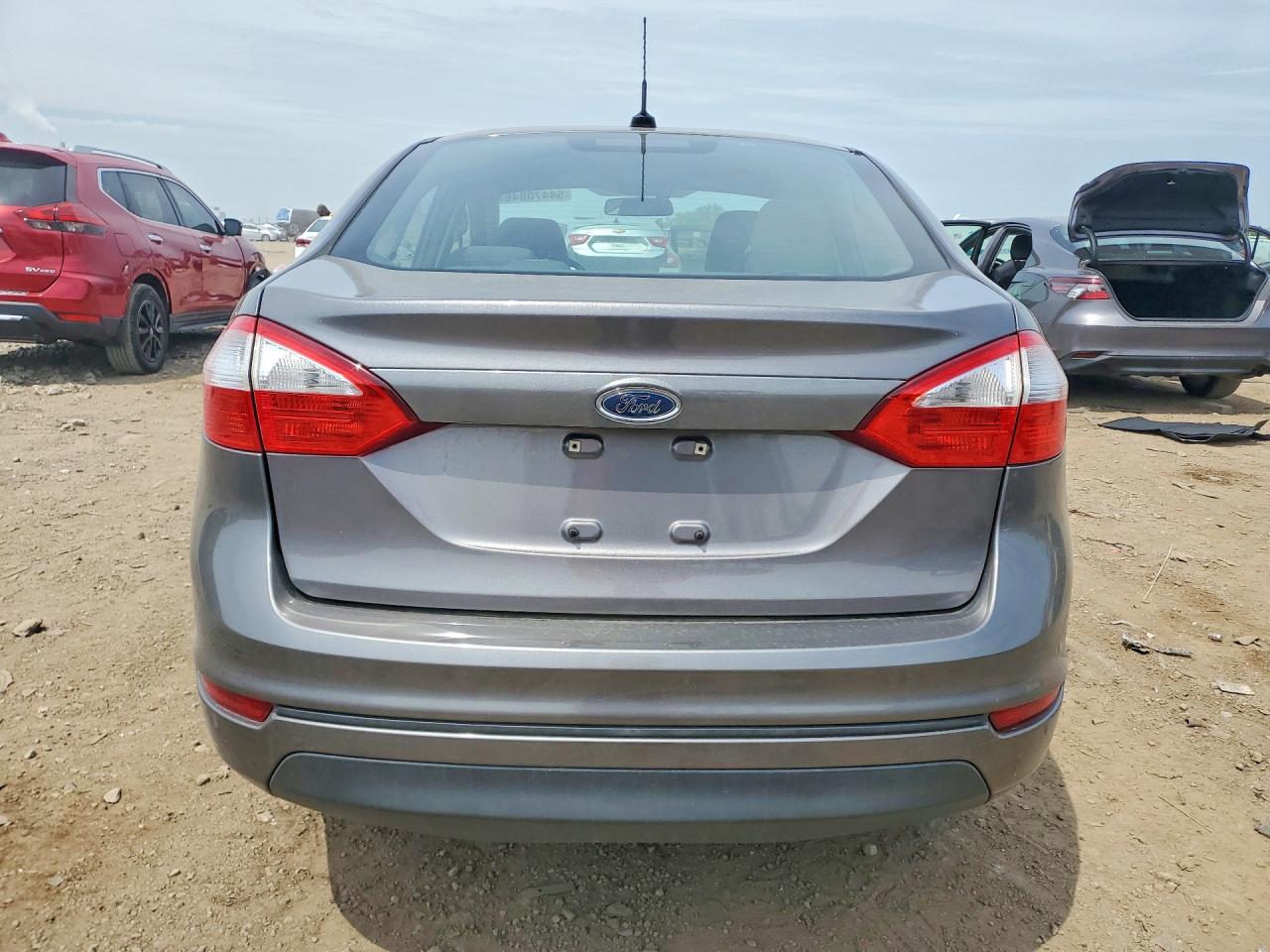 2014 Ford Fiesta Se Серый vin: 3FADP4BJ1EM171327