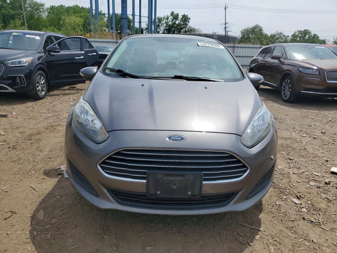 2014 Ford Fiesta Se Серый vin: 3FADP4BJ1EM171327