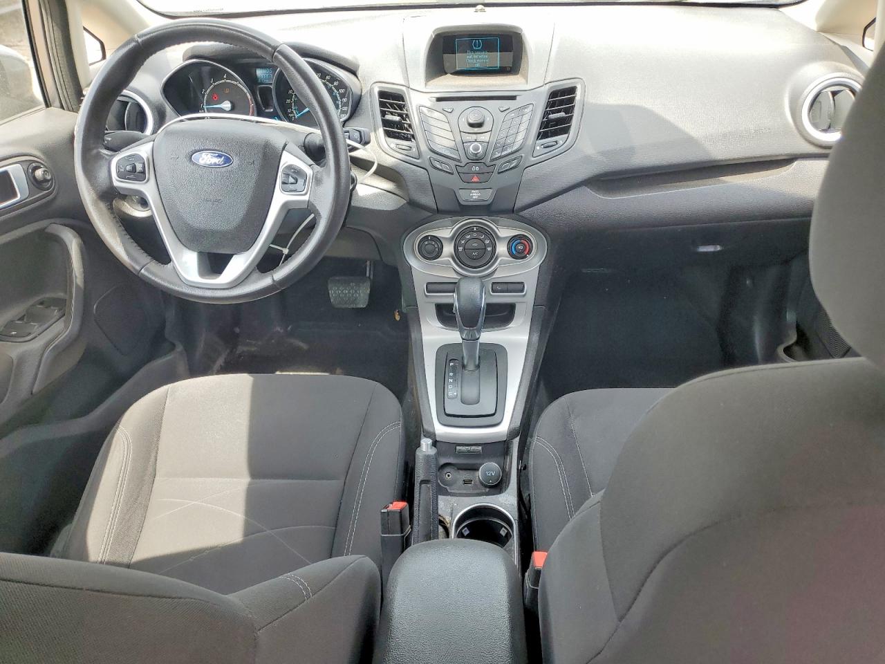 2014 Ford Fiesta Se Серый vin: 3FADP4BJ1EM171327